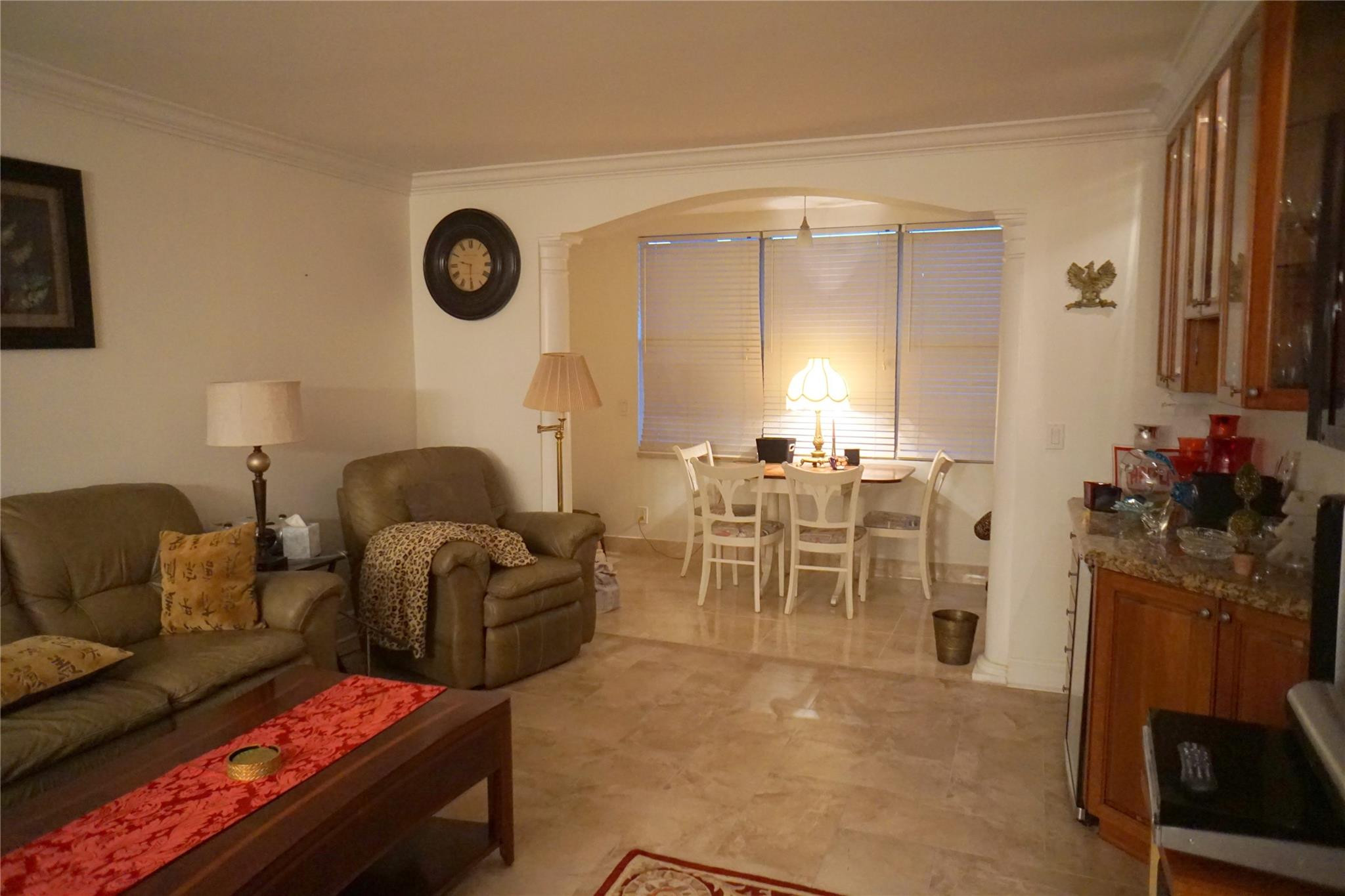 SOMERSET NO FIVE CONDO - Residential
