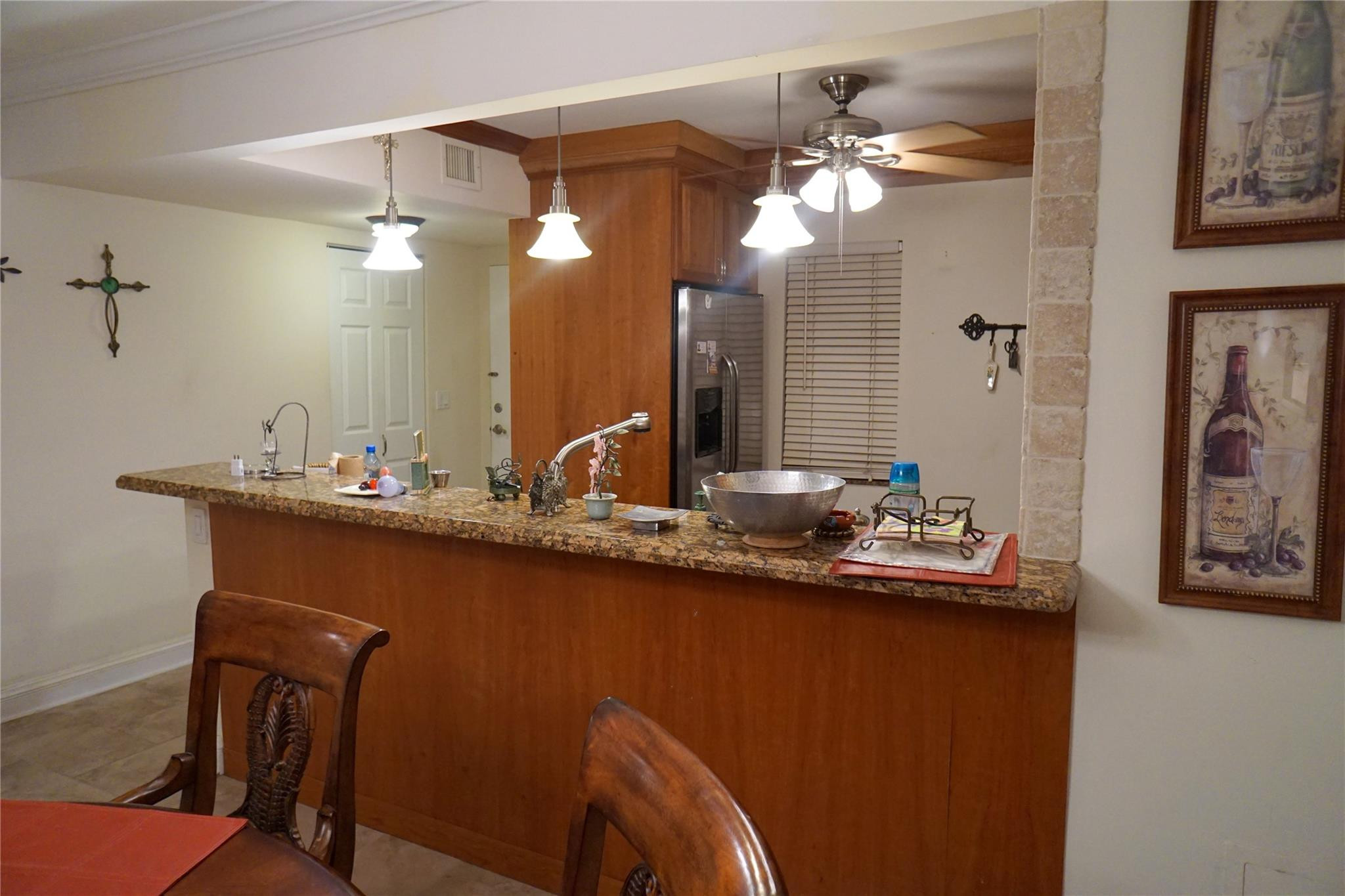 SOMERSET NO FIVE CONDO - Residential