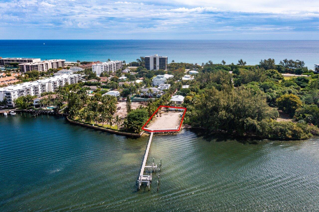MANATEE POINTE AT LAGO MAR CONDO - Residential