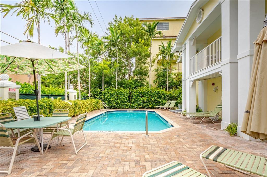 THE GROVE - Residential
