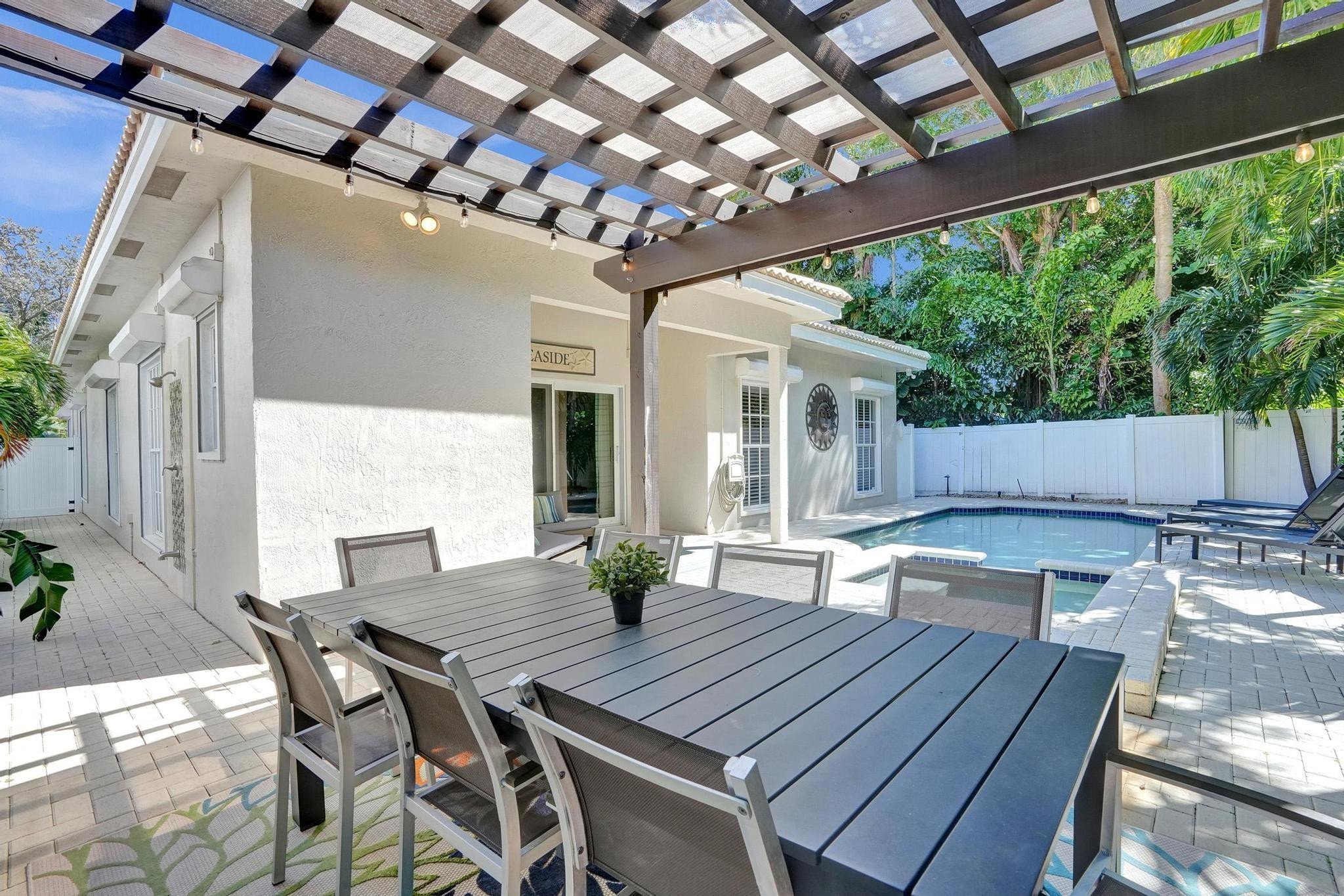 LAUDERDALE BEACH - Residential