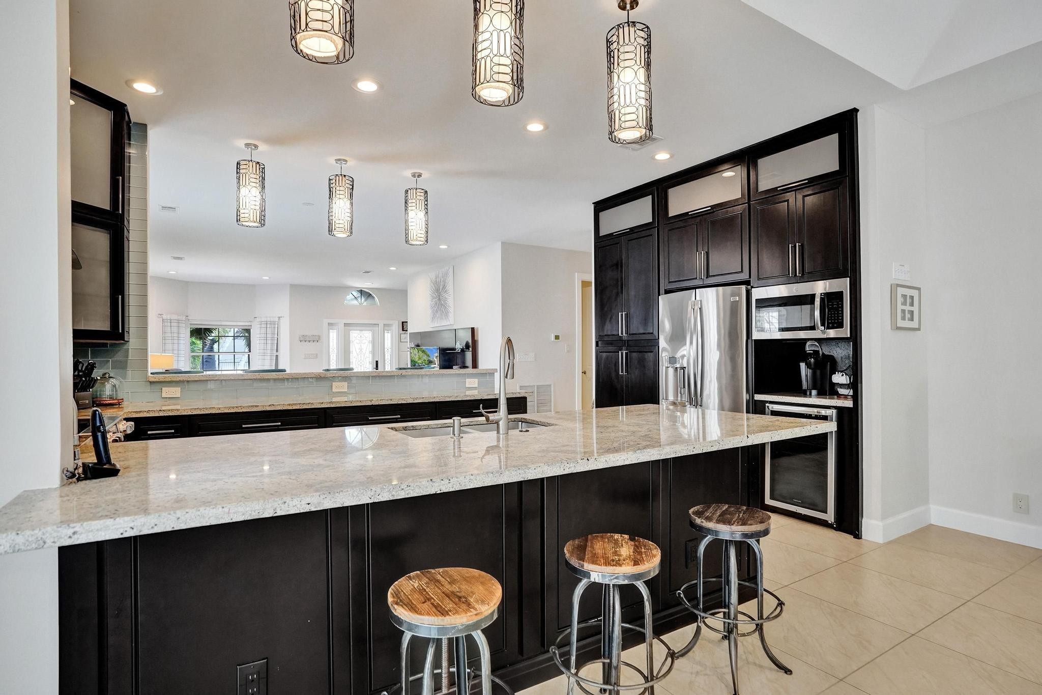 LAUDERDALE BEACH - Residential