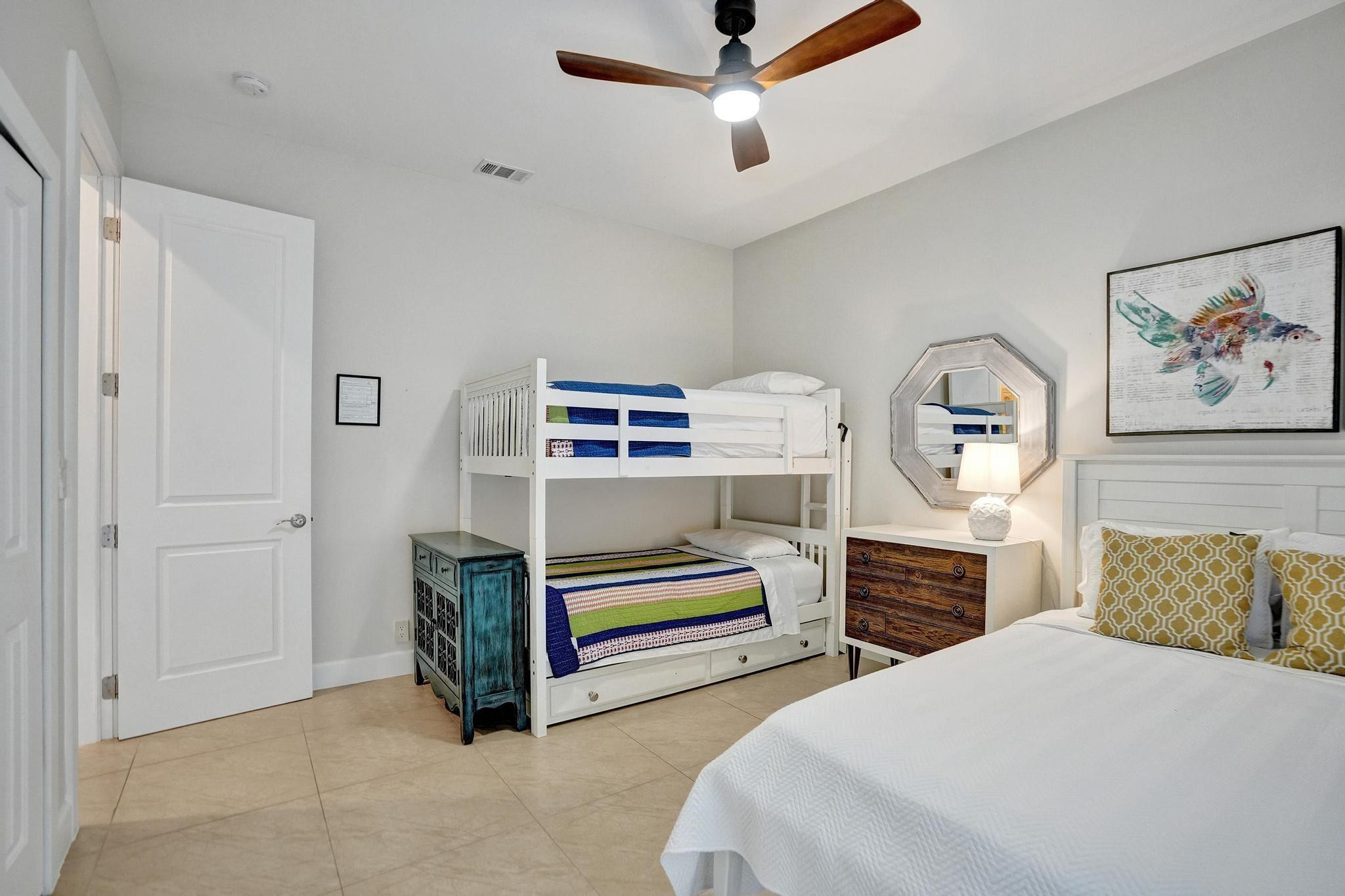 LAUDERDALE BEACH - Residential