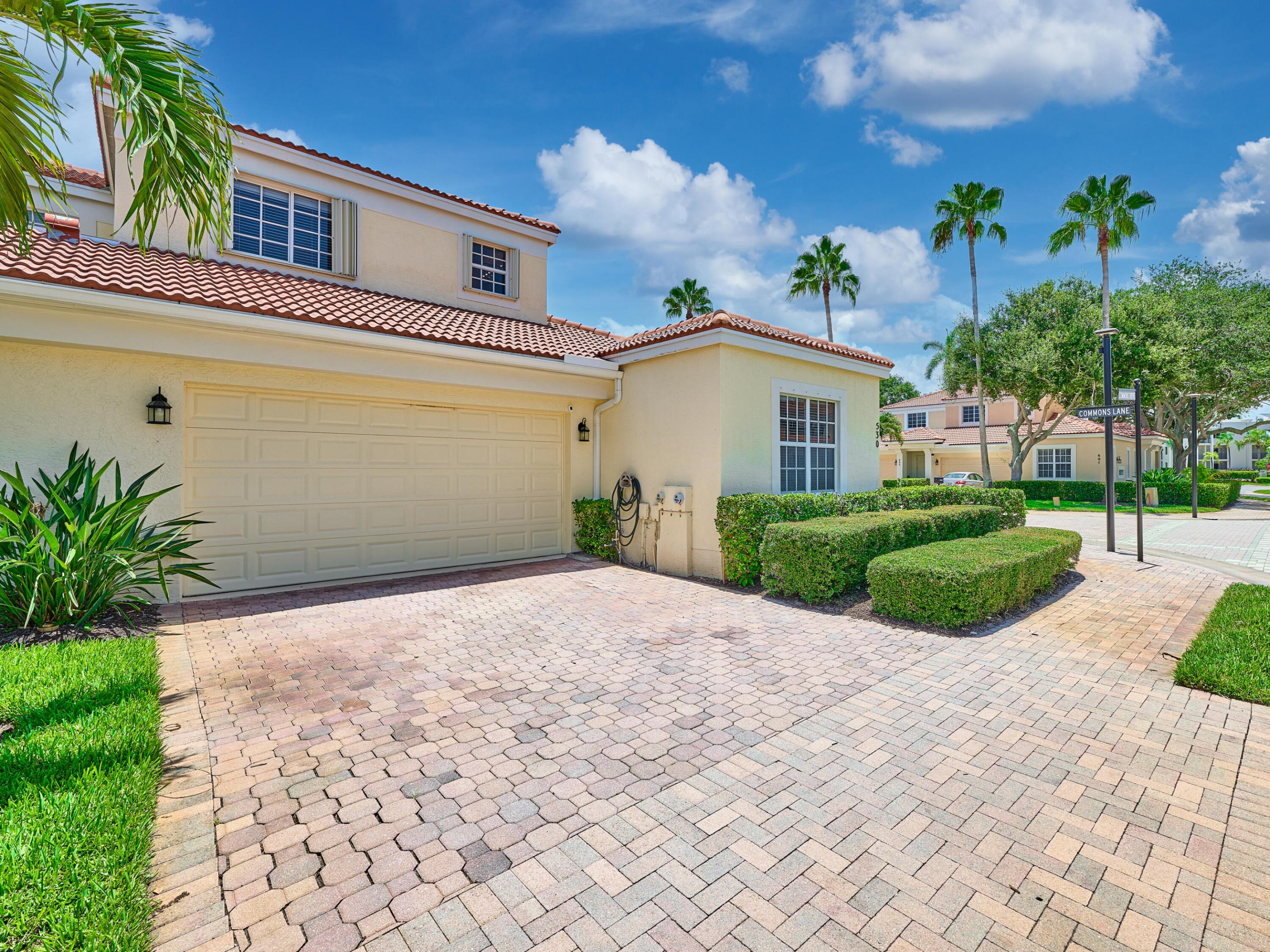 PGA COMMONS 1 - Residential