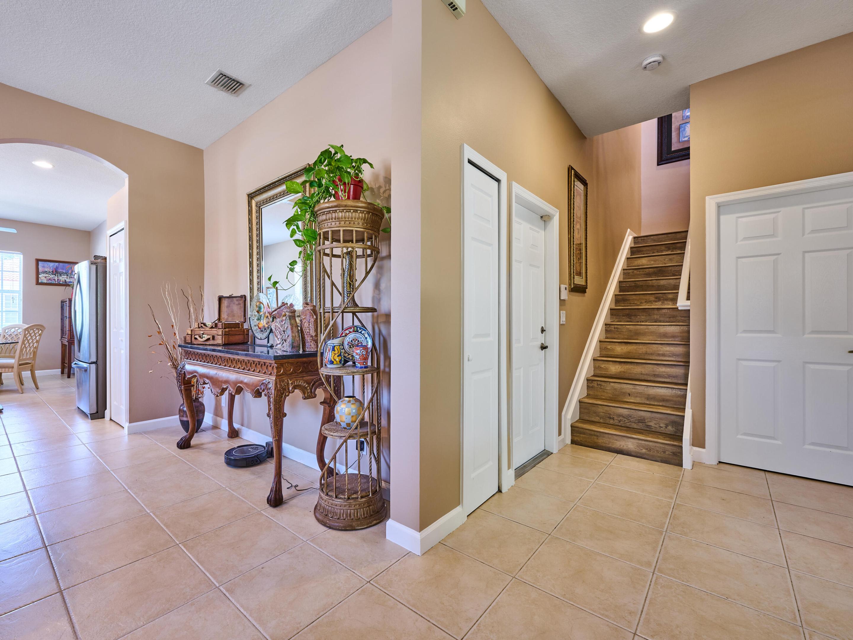 PGA COMMONS 1 - Residential