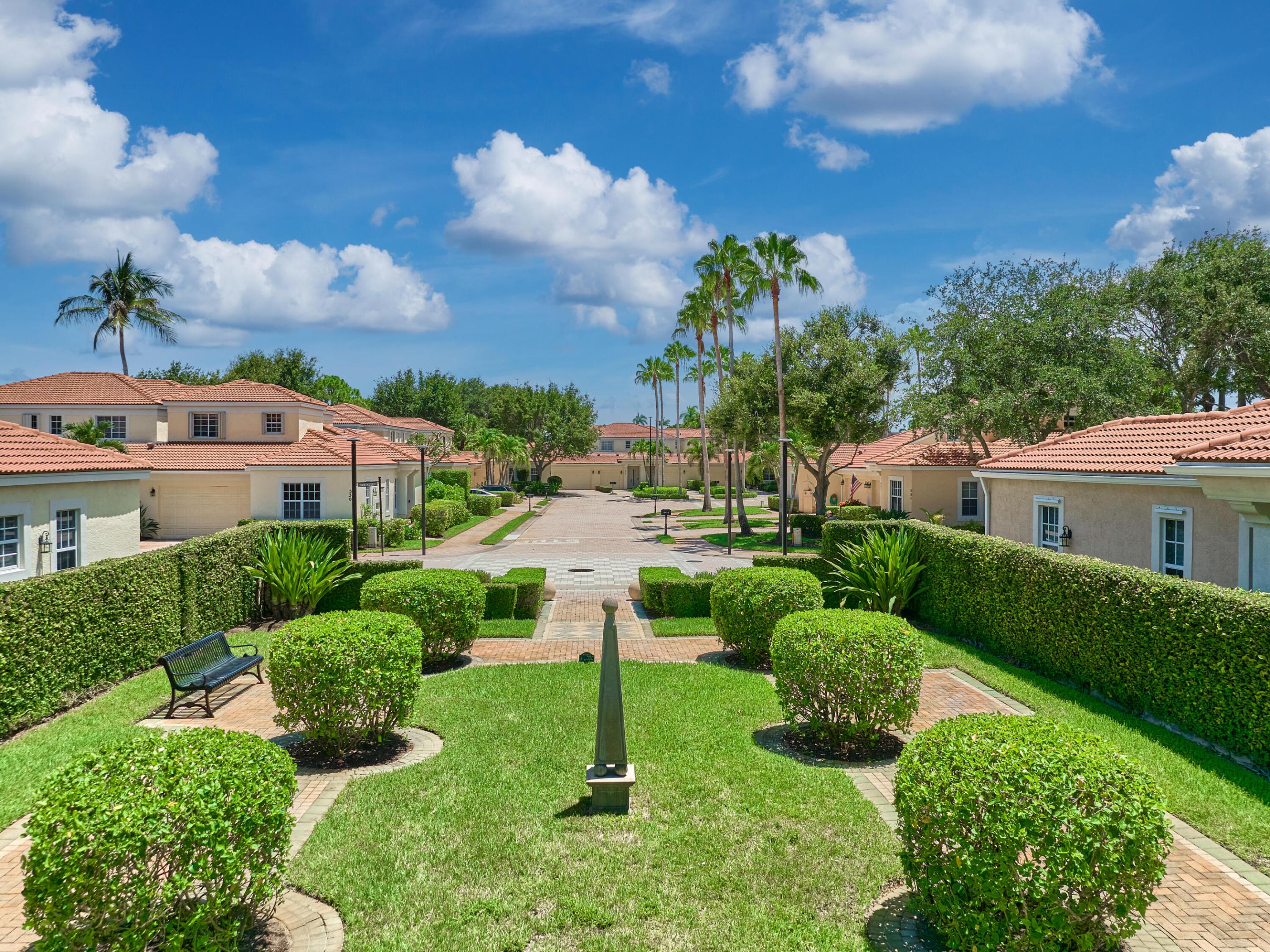 PGA COMMONS 1 - Residential