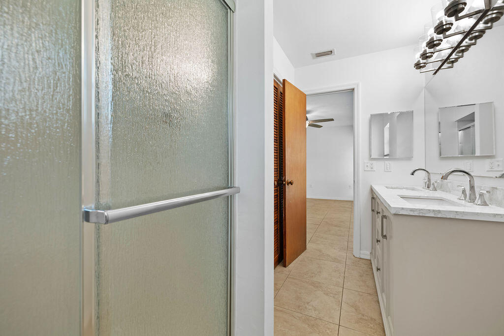 OCEAN BOULEVARD PARK - Residential