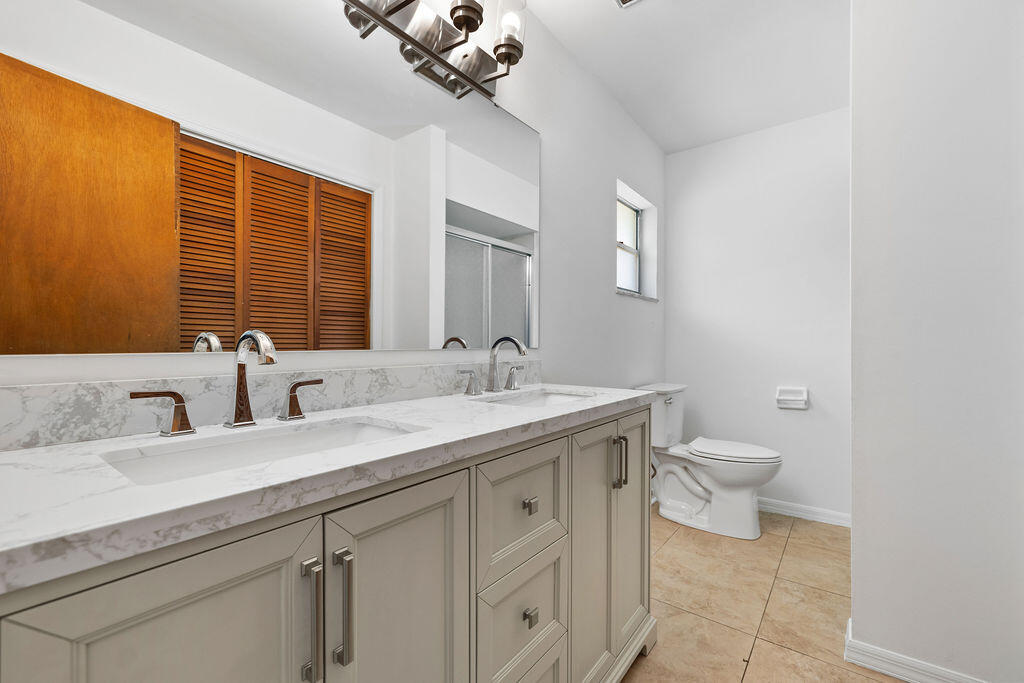 OCEAN BOULEVARD PARK - Residential