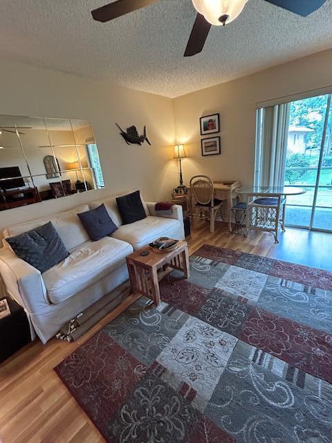 KING MOUNTAIN CONDO (AKA MONTEREY YACHT & COUNTRY - Residential