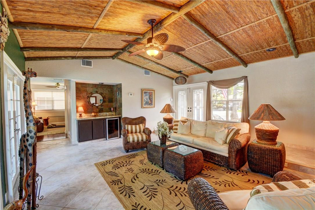 Beachwood Heights 98-9 B - Residential
