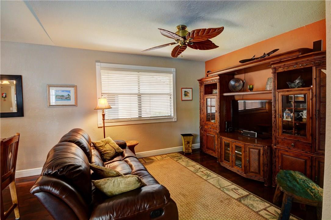 Beachwood Heights 98-9 B - Residential