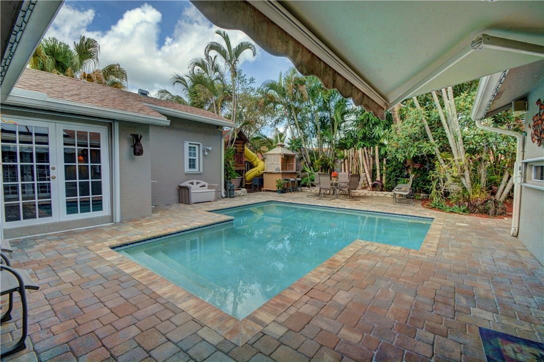 Beachwood Heights 98-9 B - Residential