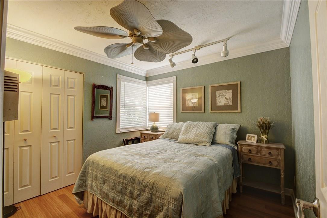 Beachwood Heights 98-9 B - Residential