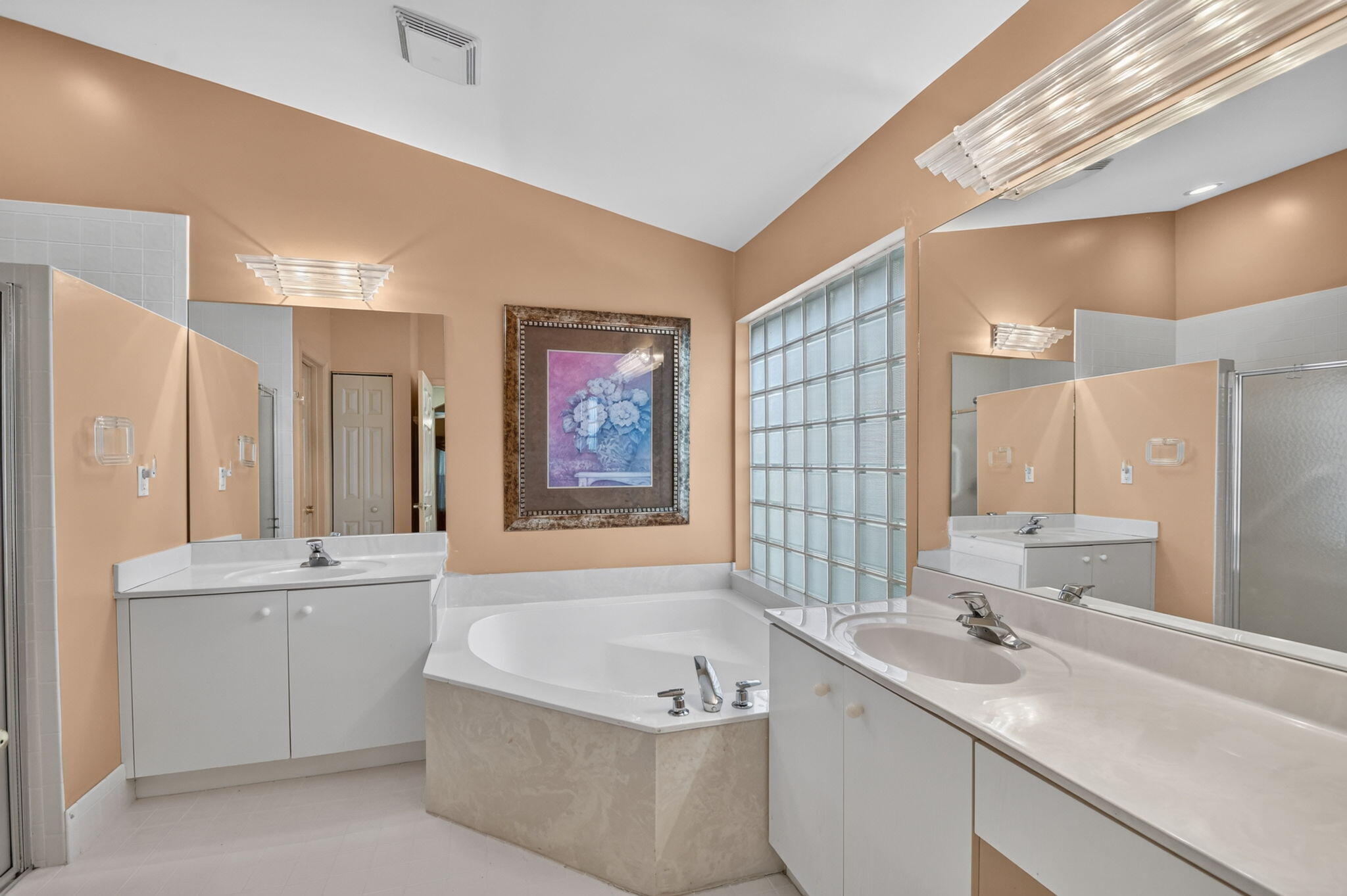 PALM ISLES WEST - Residential