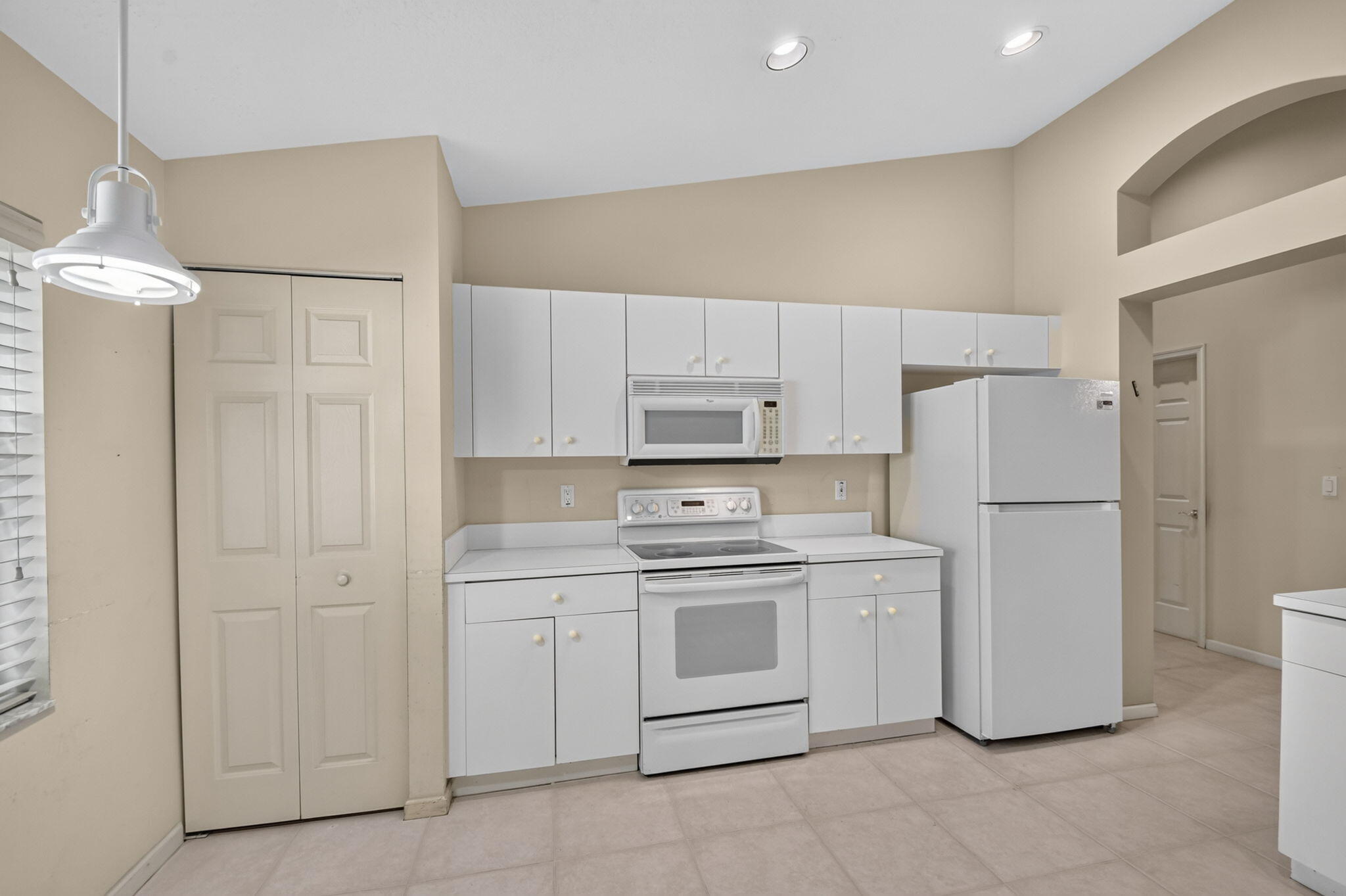 PALM ISLES WEST - Residential
