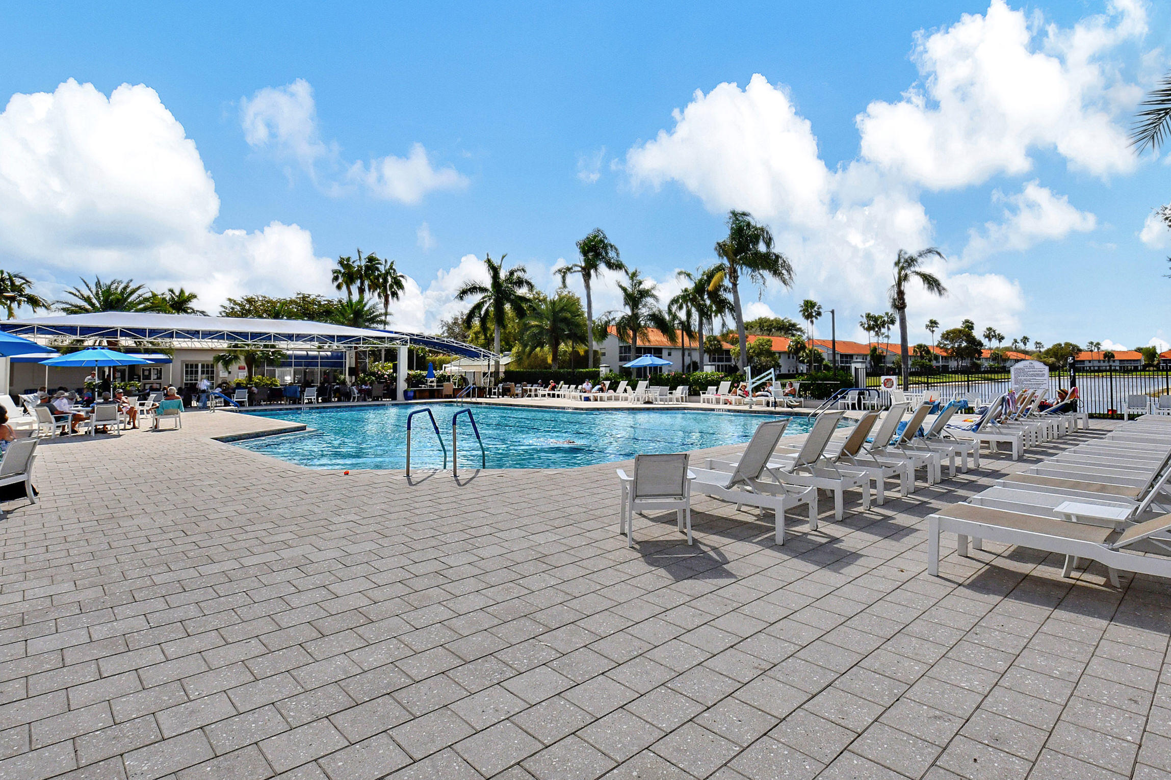 PALM ISLES WEST - Residential