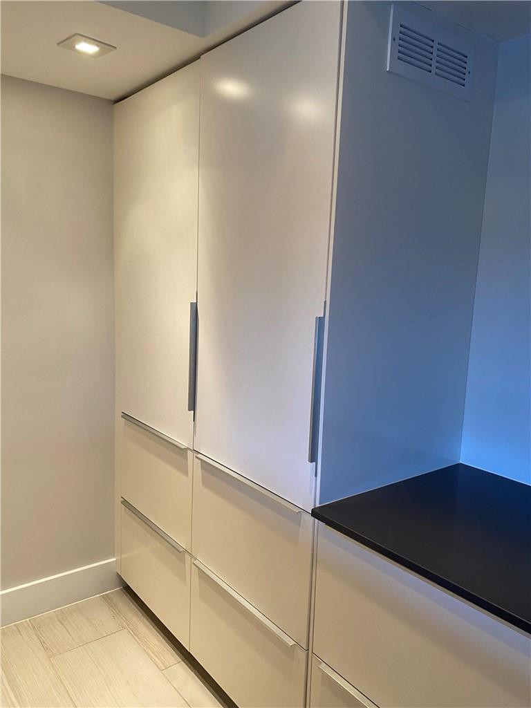 RIO NUEVO D CONDO - Residential Lease