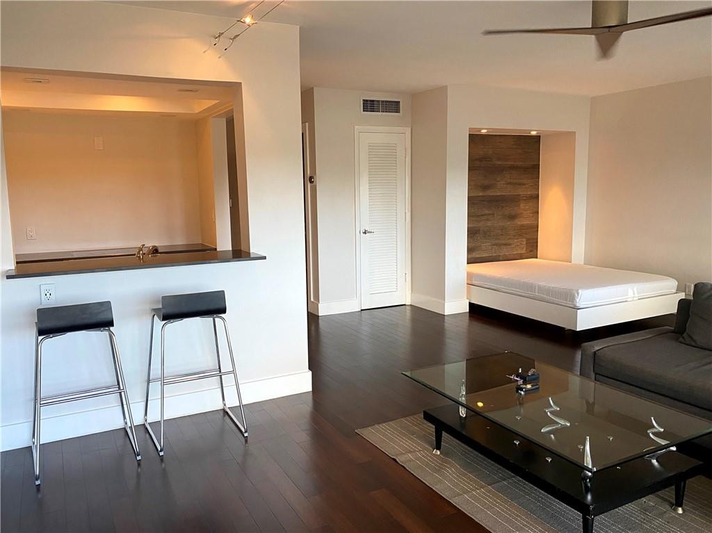 RIO NUEVO D CONDO - Residential Lease