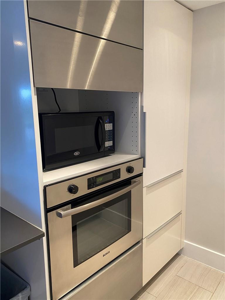 RIO NUEVO D CONDO - Residential Lease