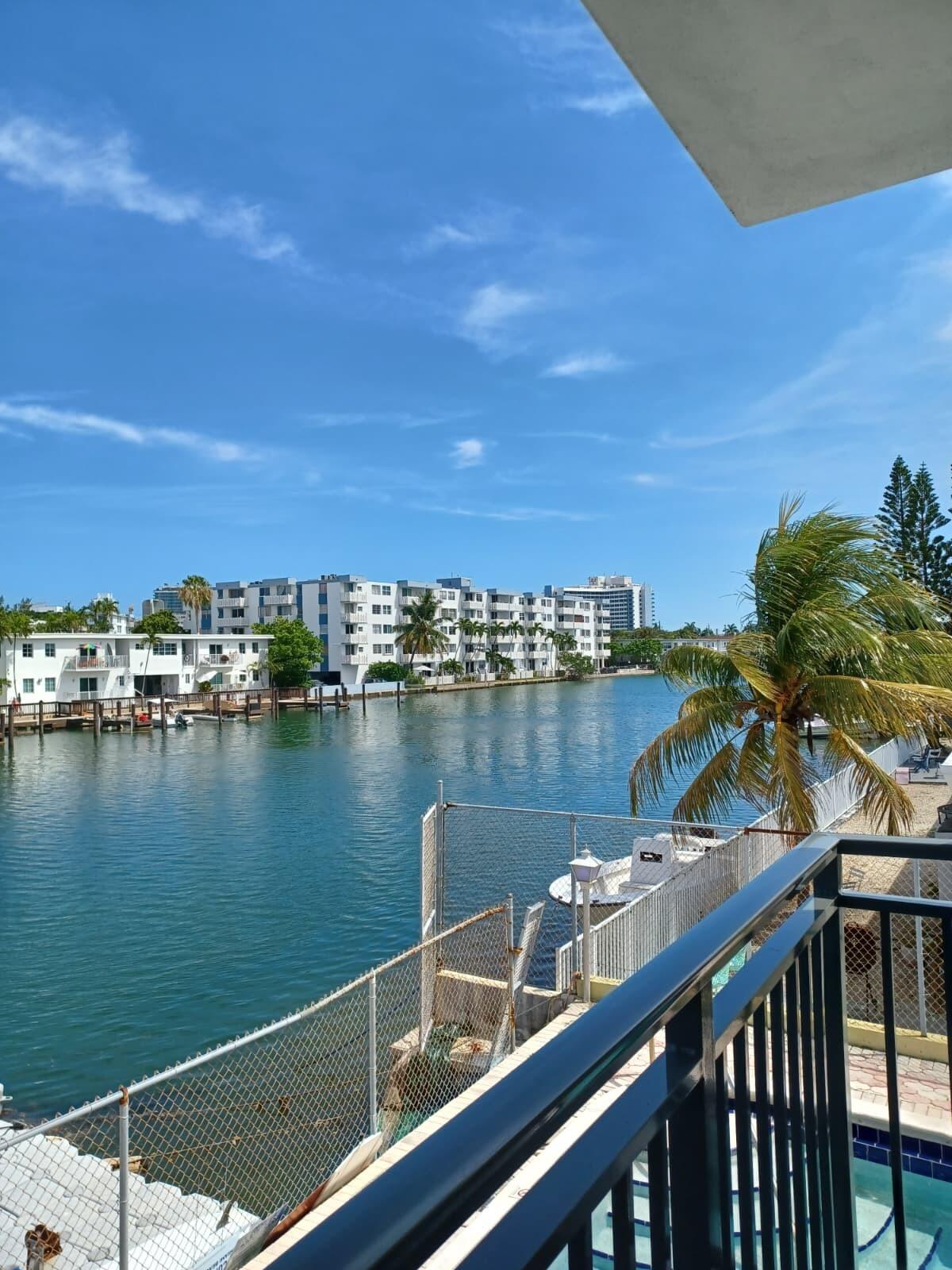 DOMINO ONE CONDO - Residential