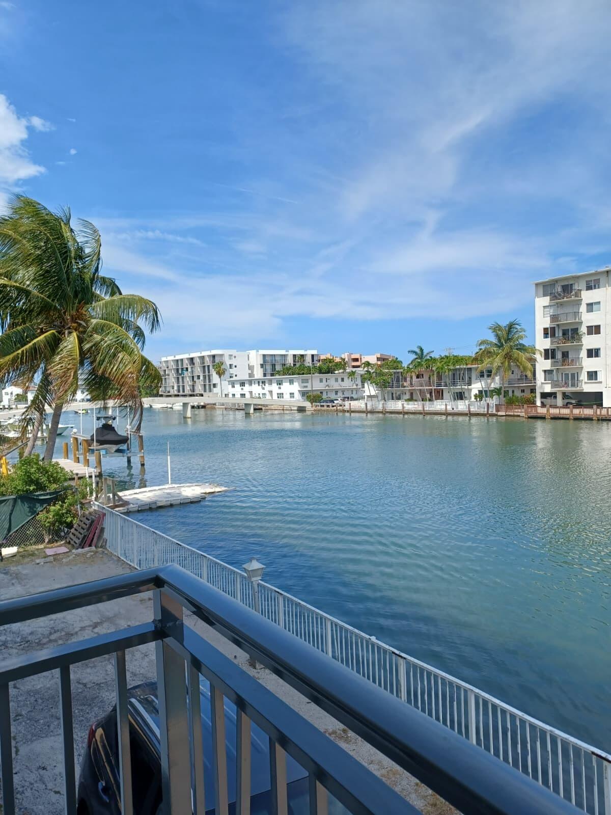 DOMINO ONE CONDO - Residential