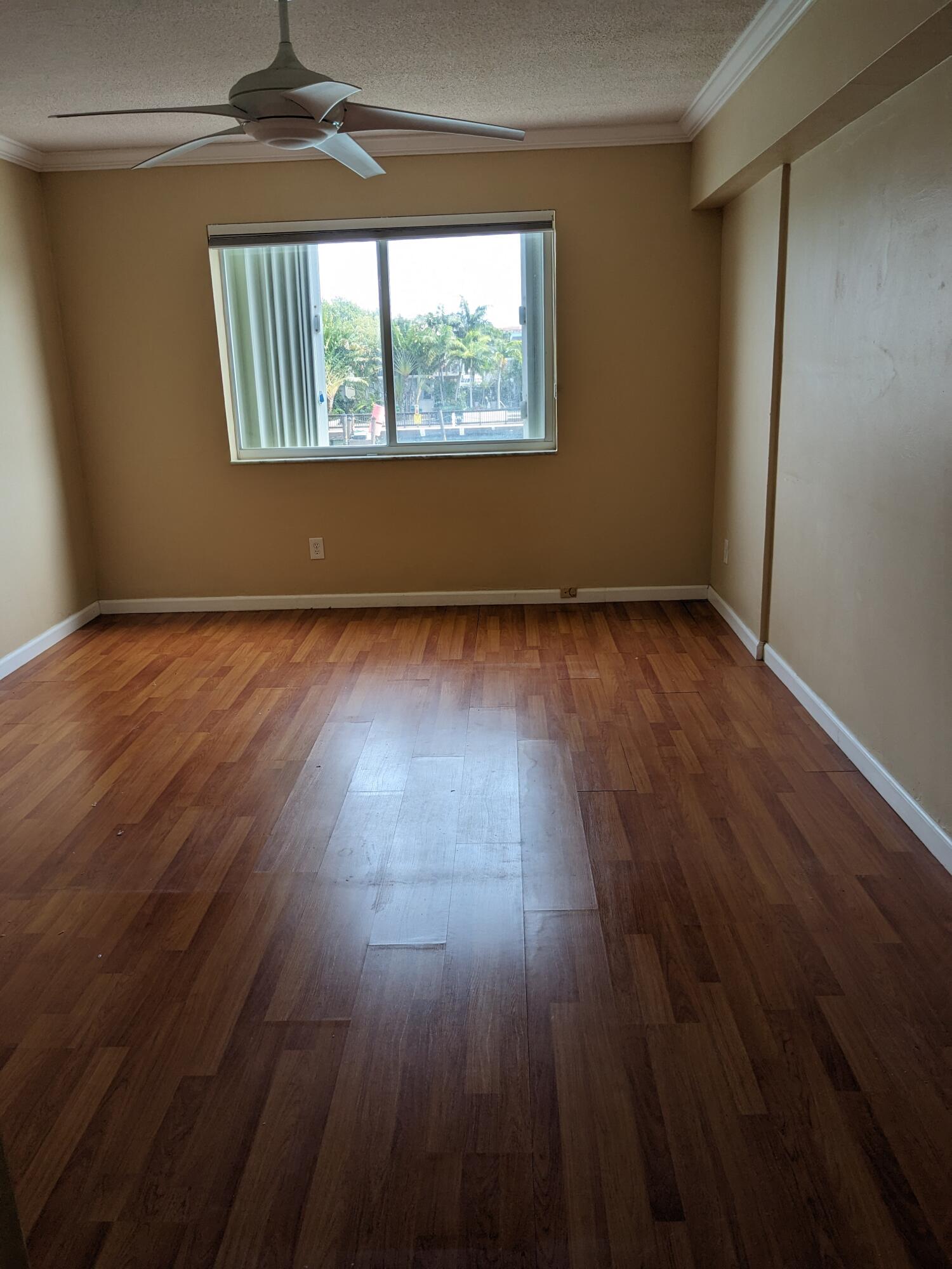 DOMINO ONE CONDO - Residential