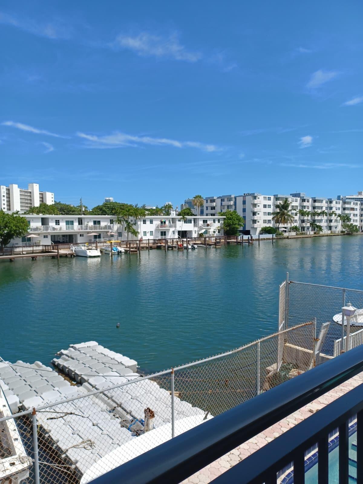 DOMINO ONE CONDO - Residential