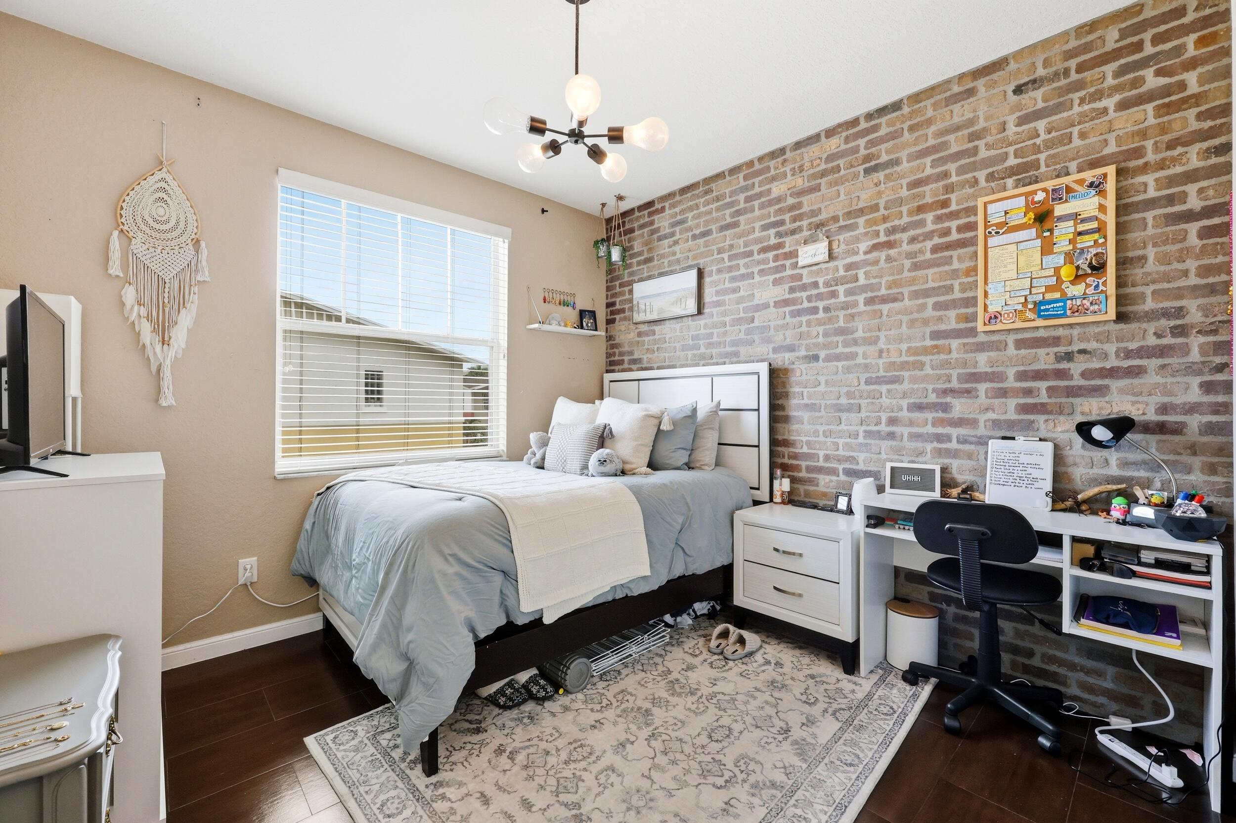 CITYSIDE CONDO - Residential