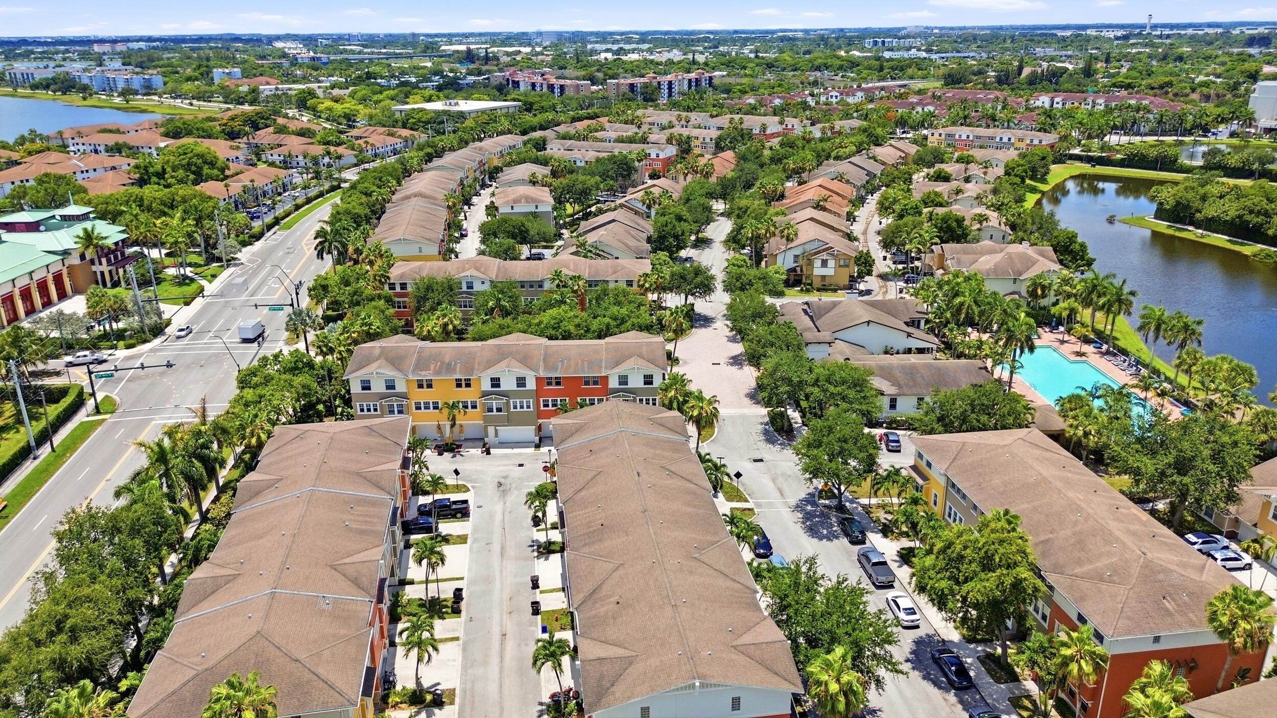 CITYSIDE CONDO - Residential