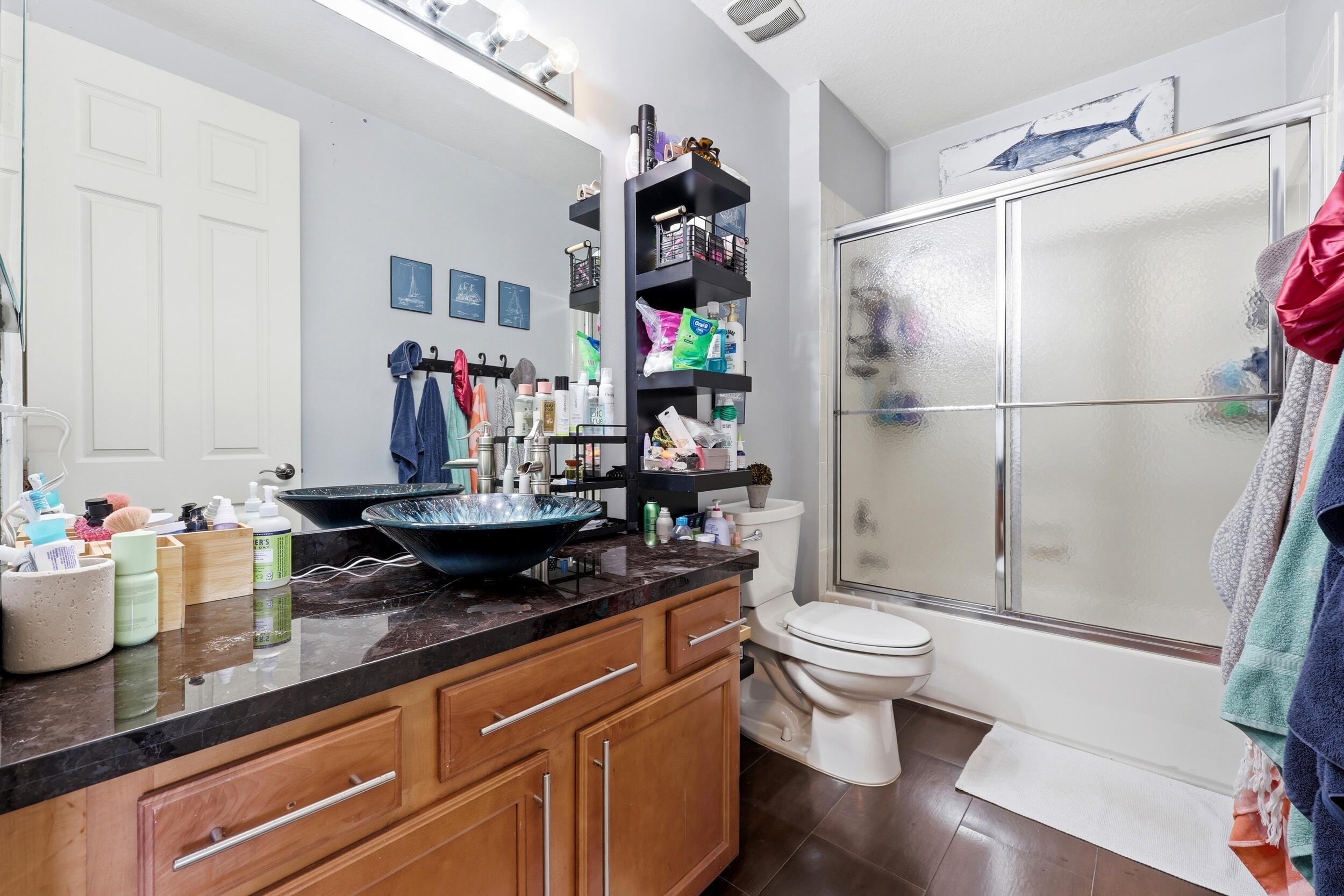 CITYSIDE CONDO - Residential