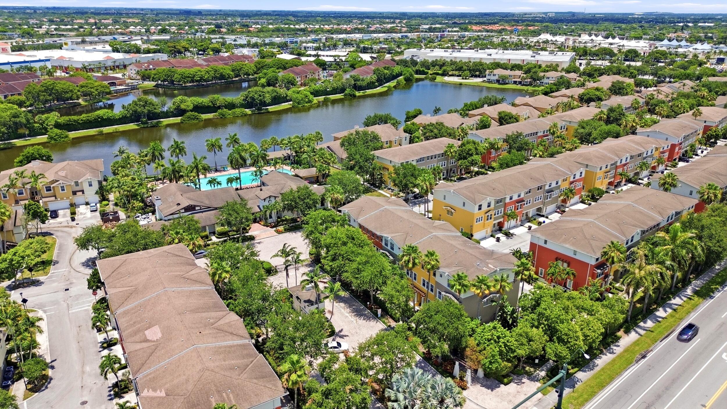 CITYSIDE CONDO - Residential