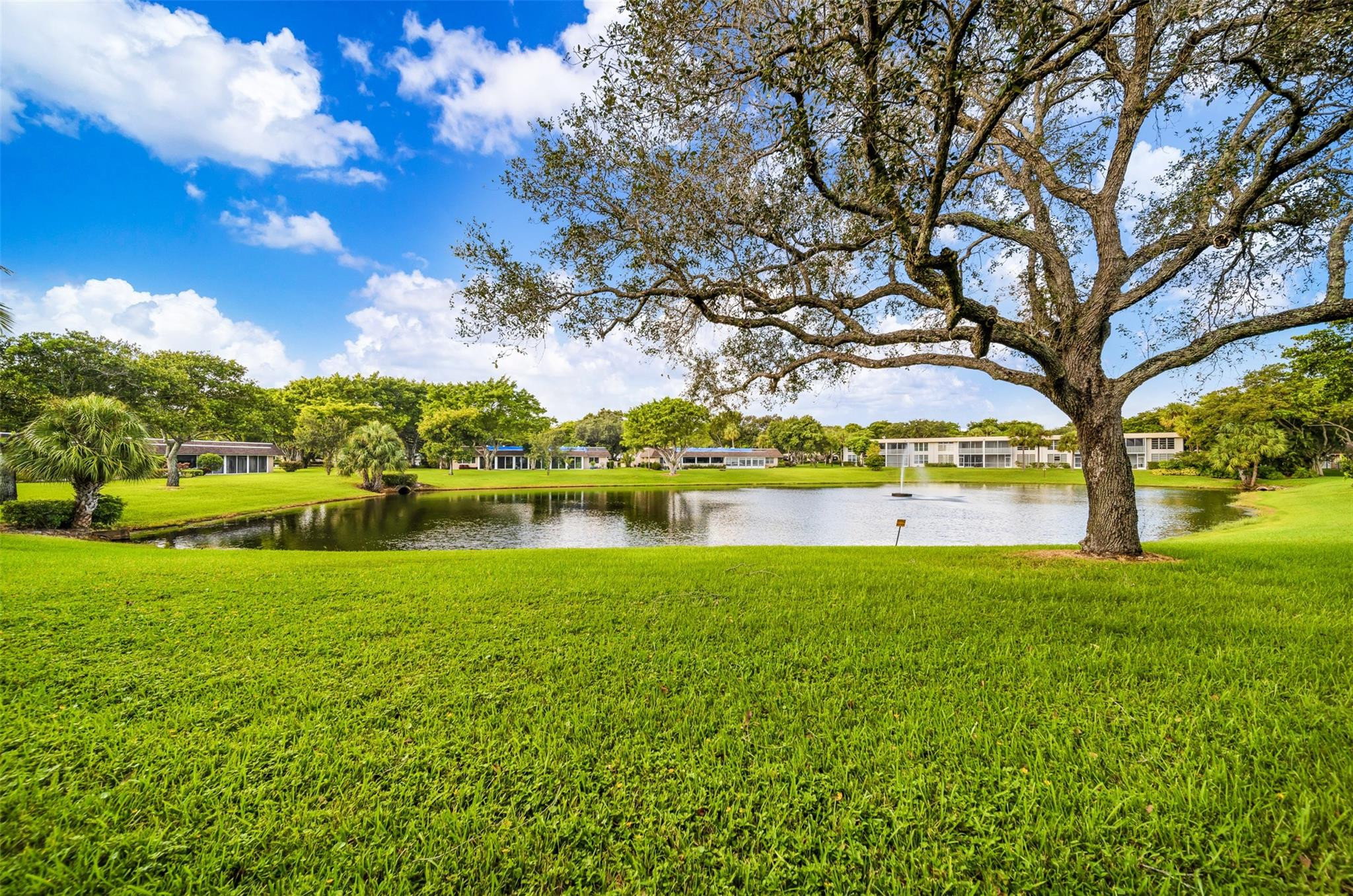 NO 74 PALM-AIRE COUNTRY CLUB - Residential