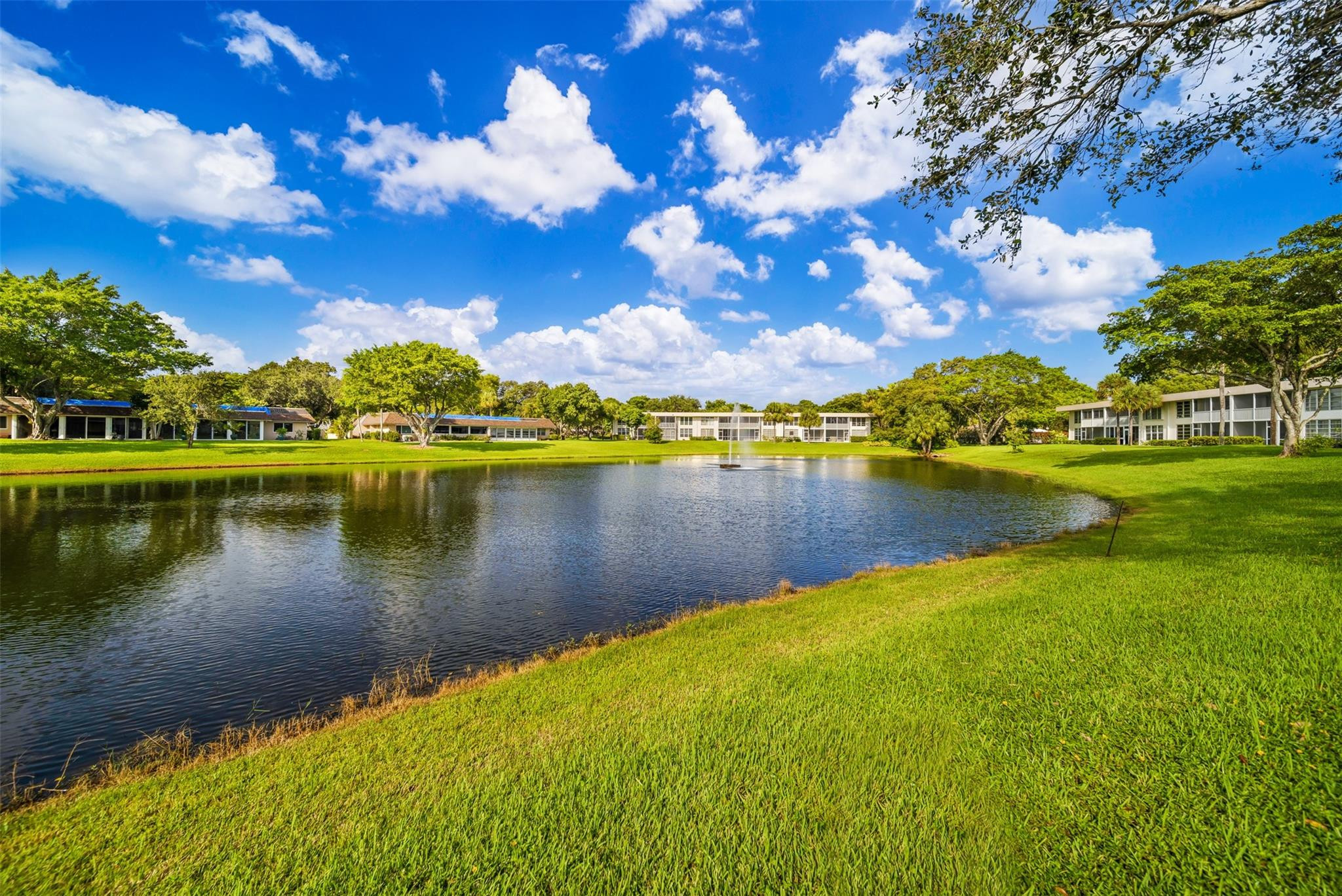 NO 74 PALM-AIRE COUNTRY CLUB - Residential