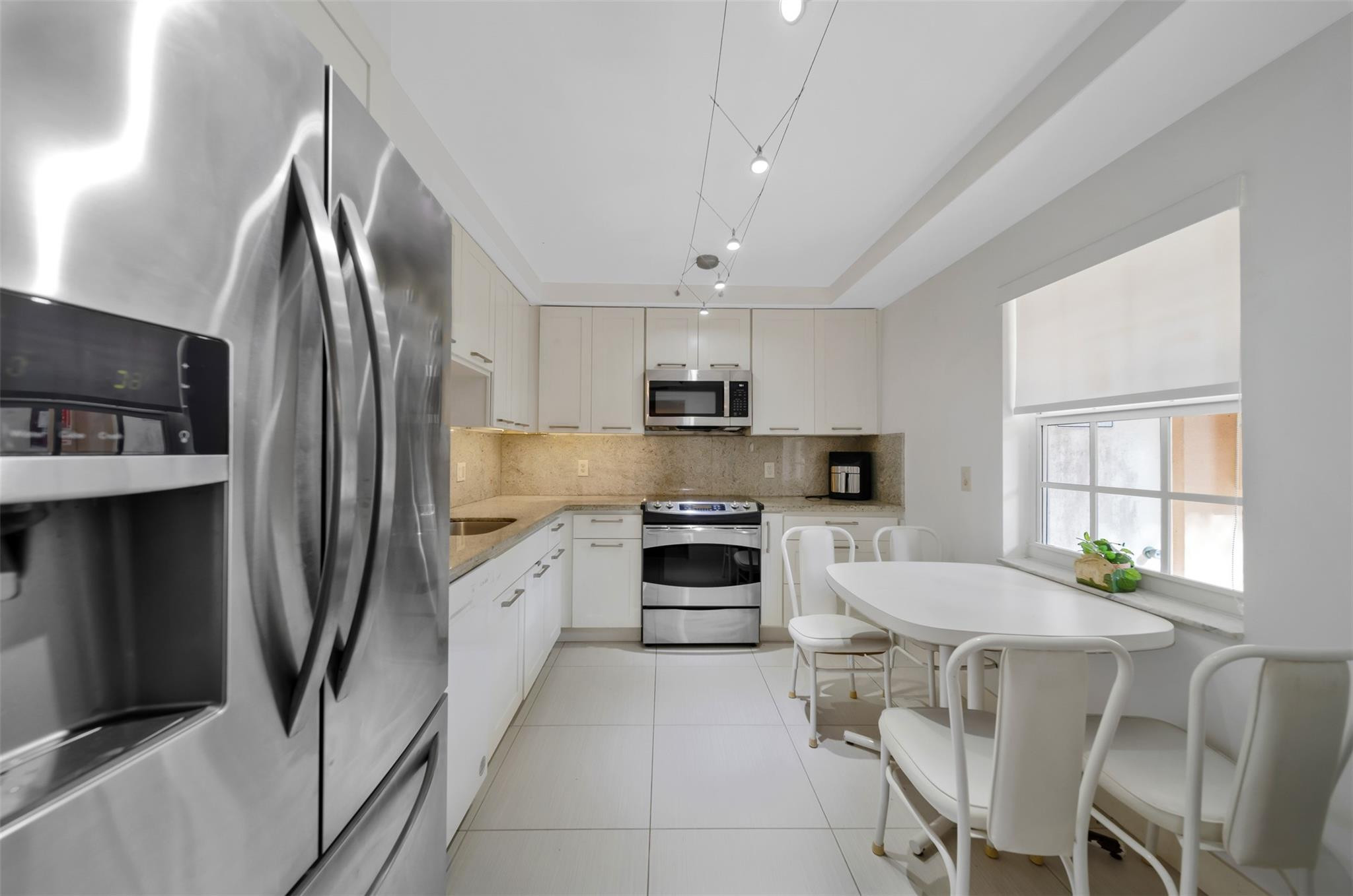NO 74 PALM-AIRE COUNTRY CLUB - Residential