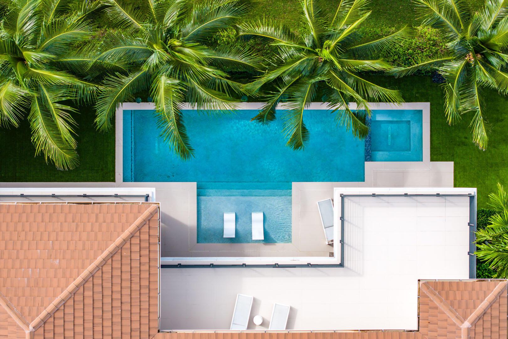 ROYAL PALM YACHT & COUNTRY CLUB - Residential