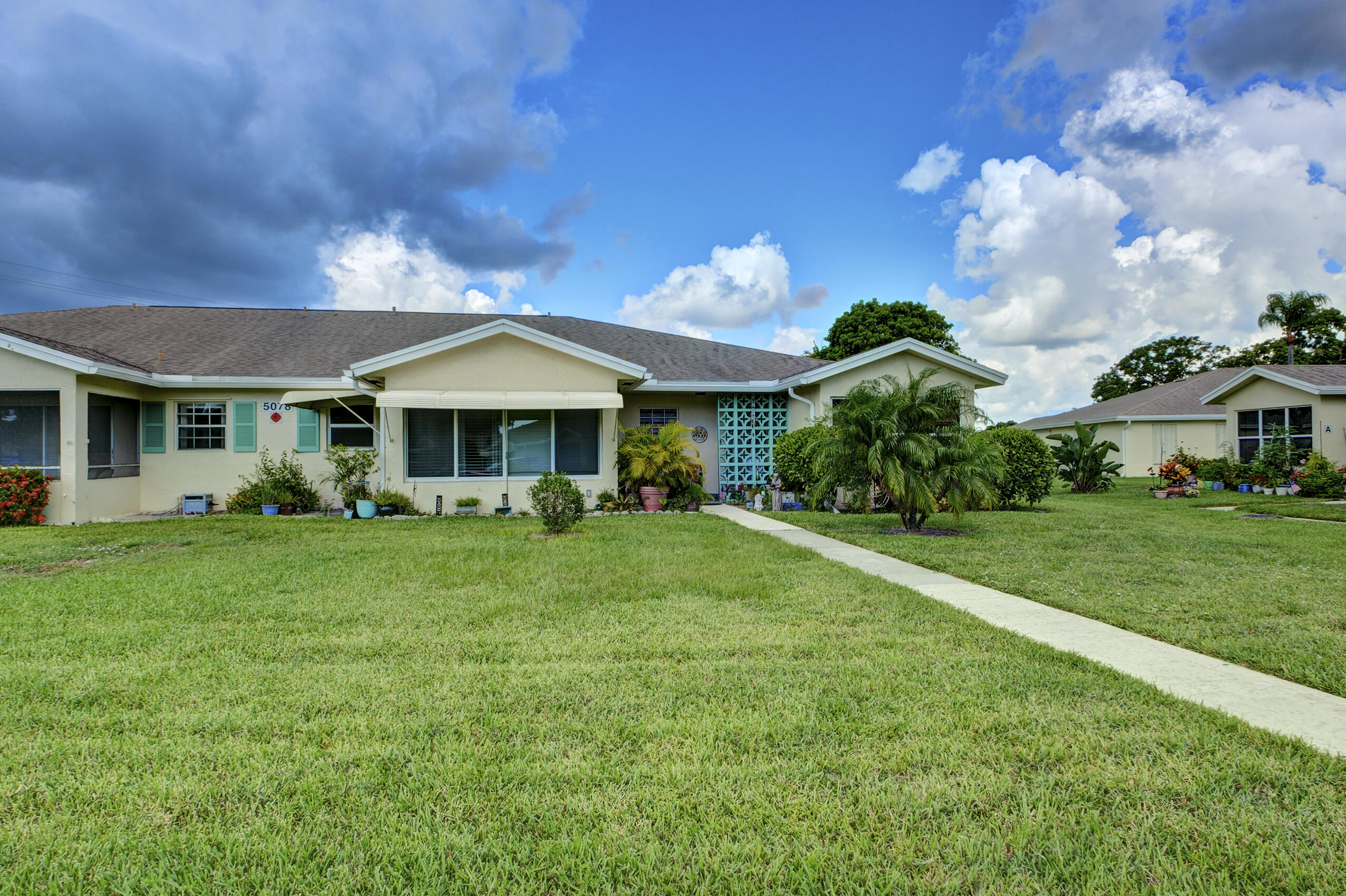 HIGH POINT OF DELRAY WEST CONDO SEC 1&2 - Residential