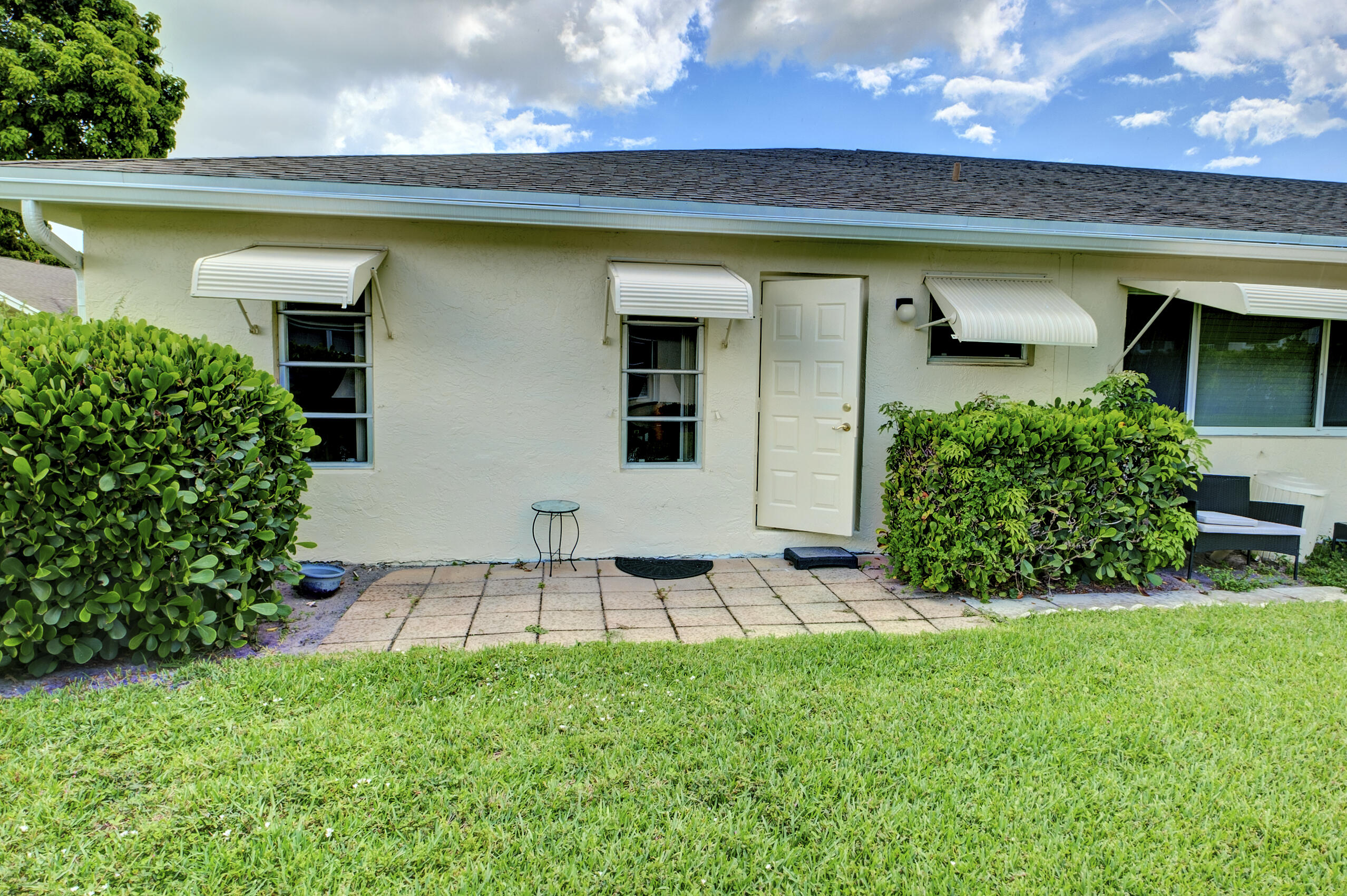 HIGH POINT OF DELRAY WEST CONDO SEC 1&2 - Residential