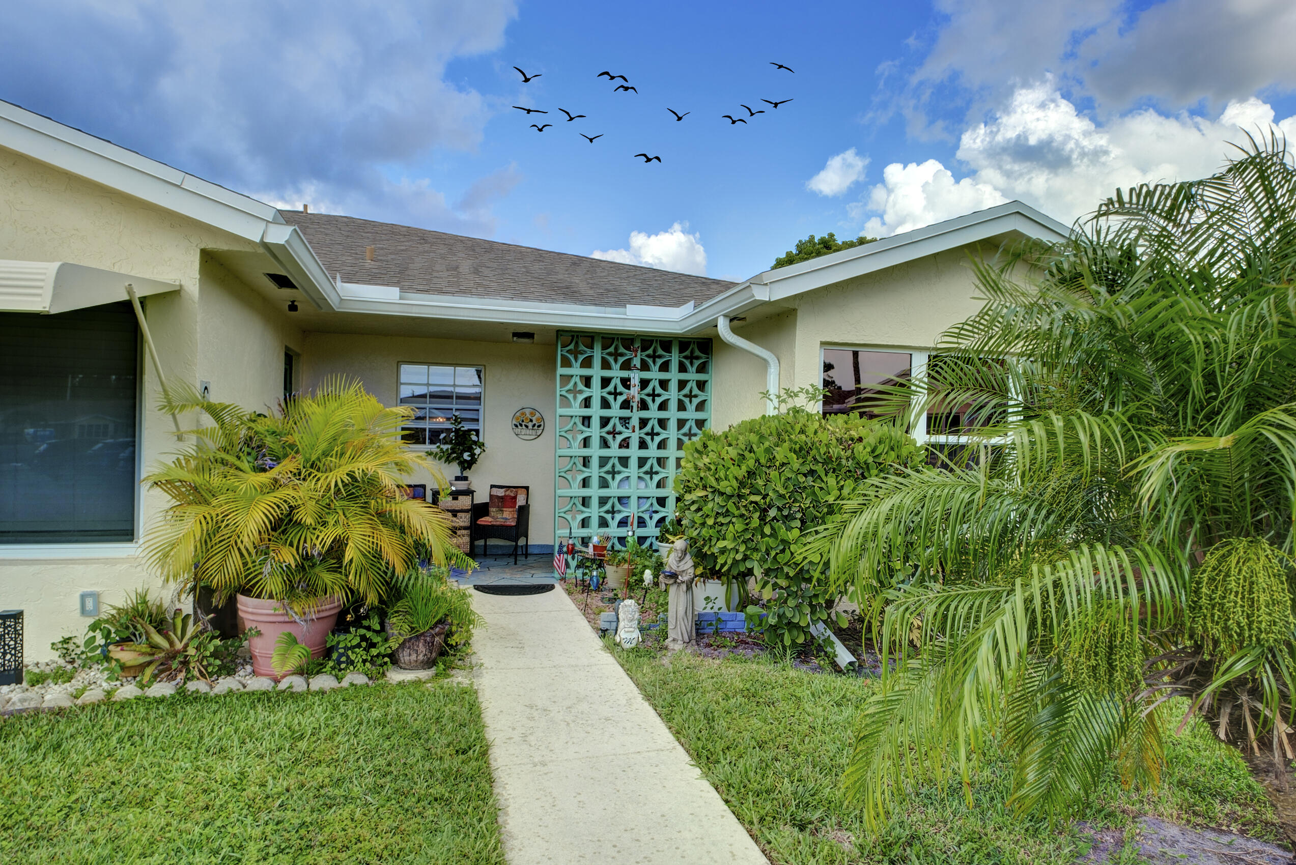 HIGH POINT OF DELRAY WEST CONDO SEC 1&2 - Residential