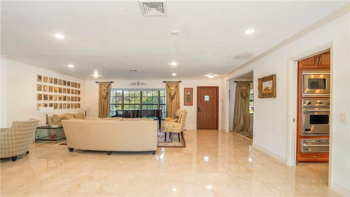 Everglades Sugar & Land C - Residential