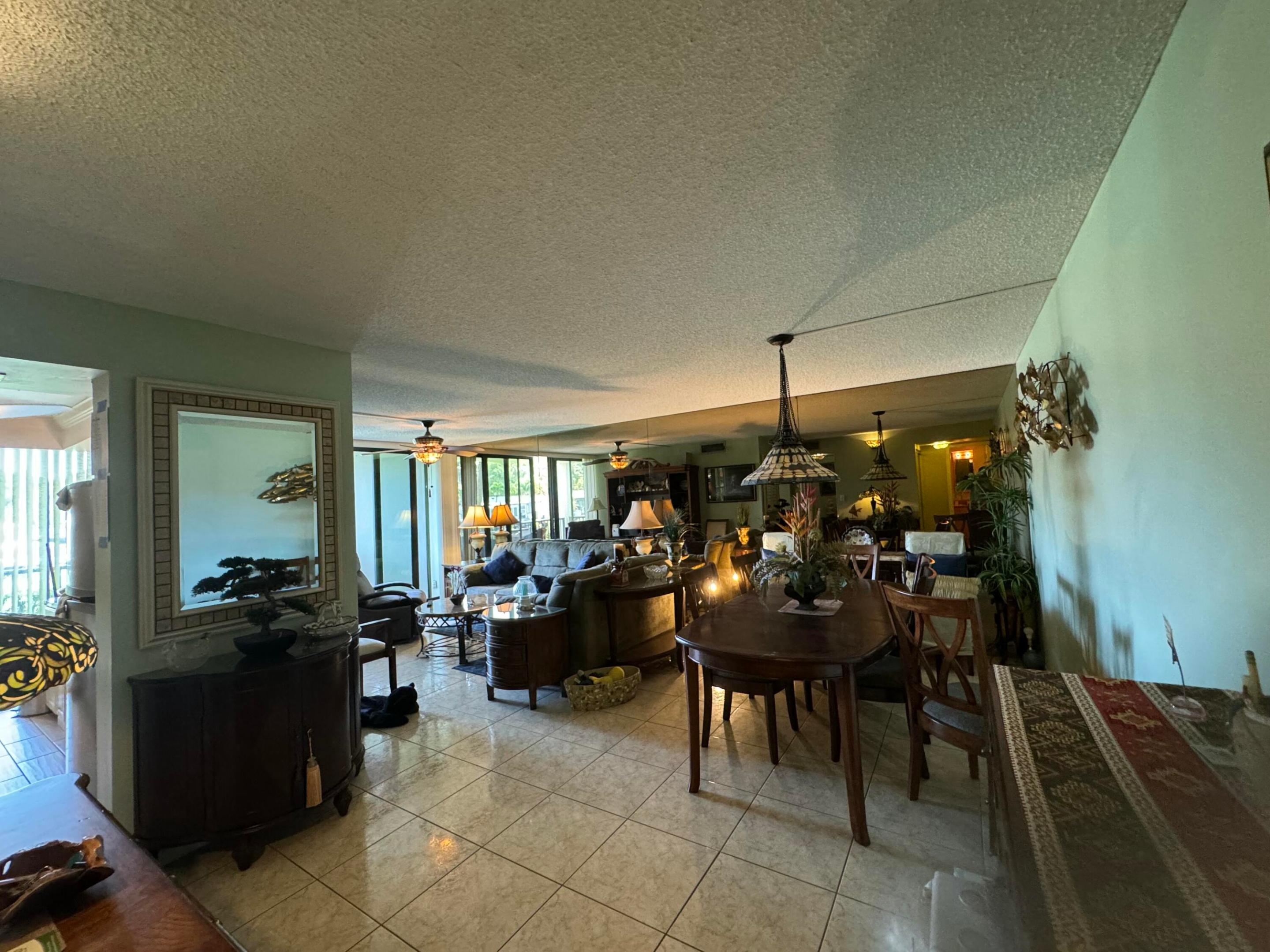 RIVER REACH CONDOMINIUM VI - Residential