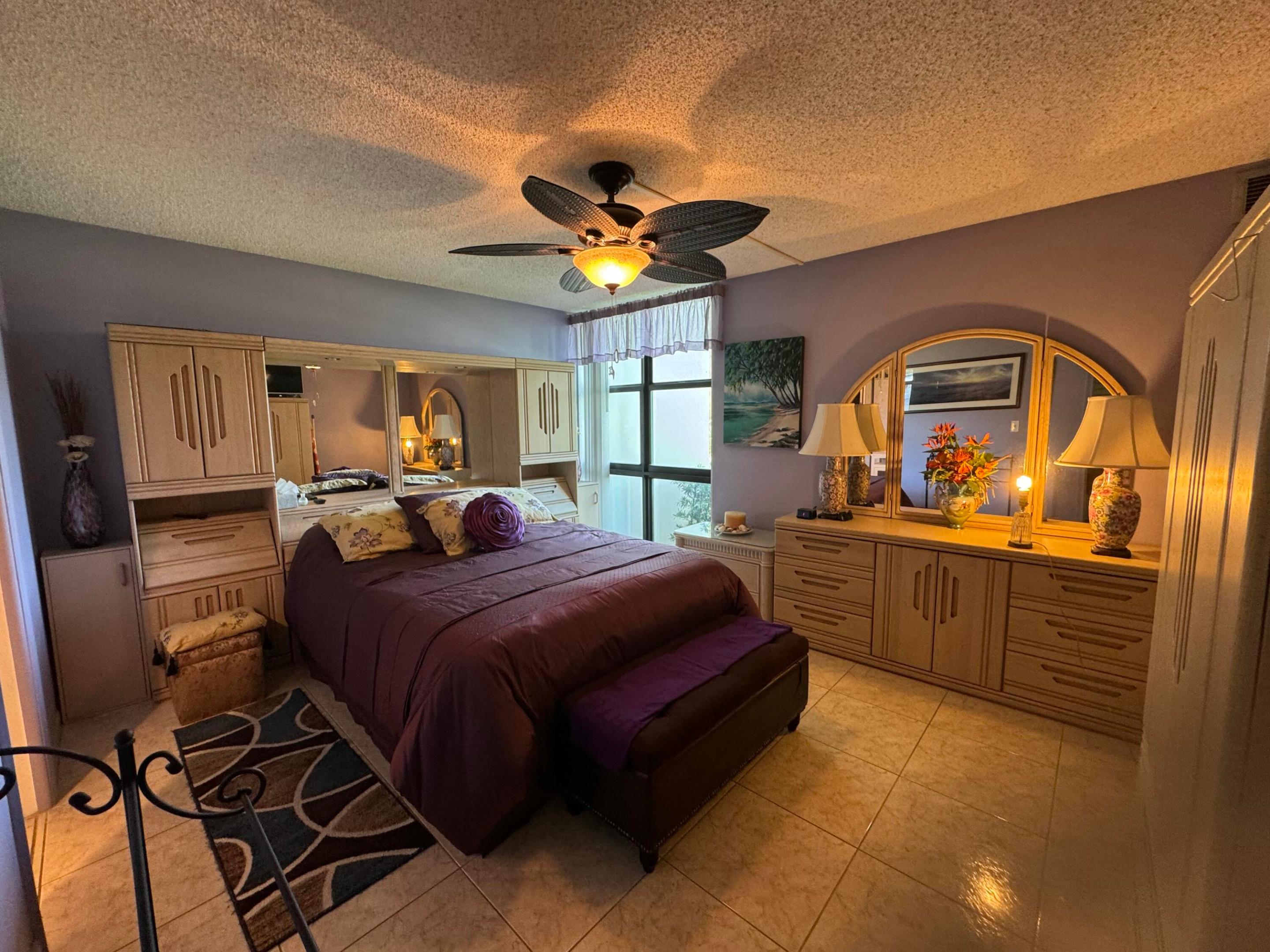 RIVER REACH CONDOMINIUM VI - Residential