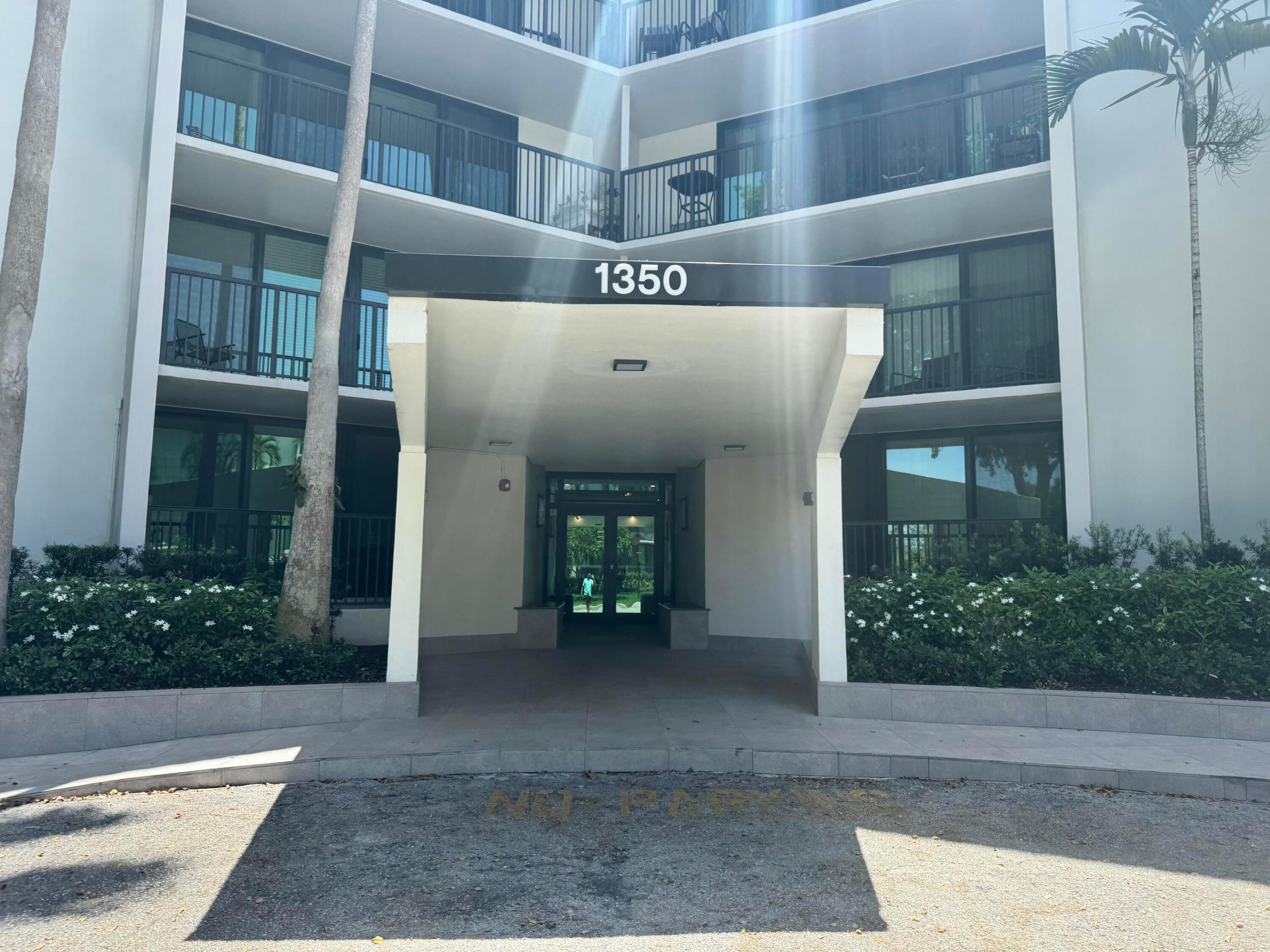 RIVER REACH CONDOMINIUM VI - Residential
