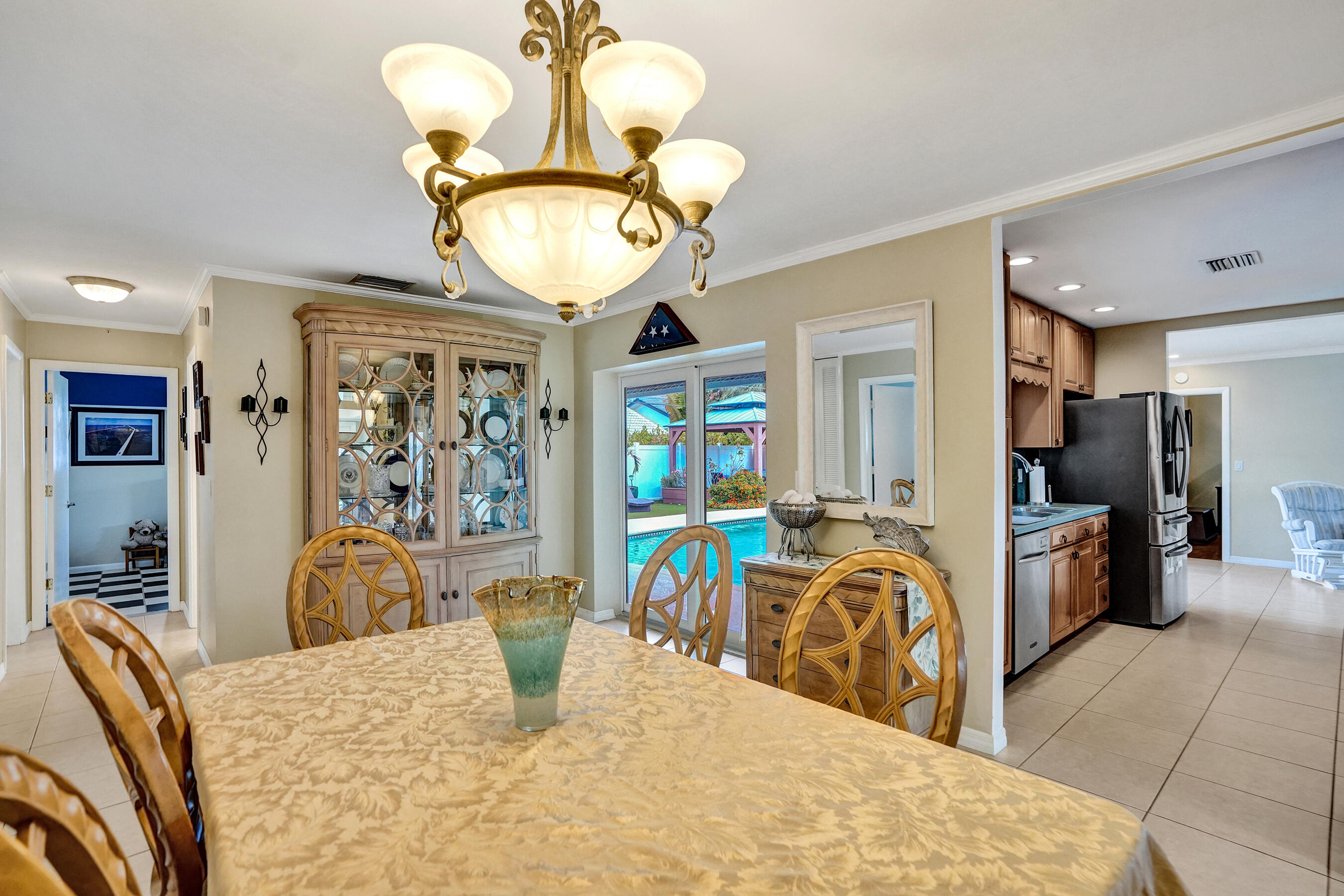 VENETIAN ISLES 3RD SEC - Residential