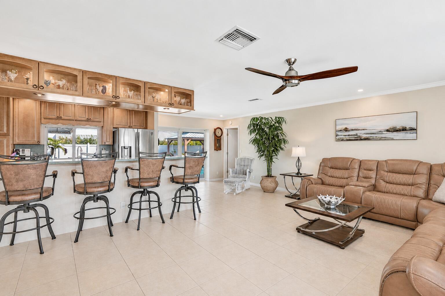 VENETIAN ISLES 3RD SEC - Residential