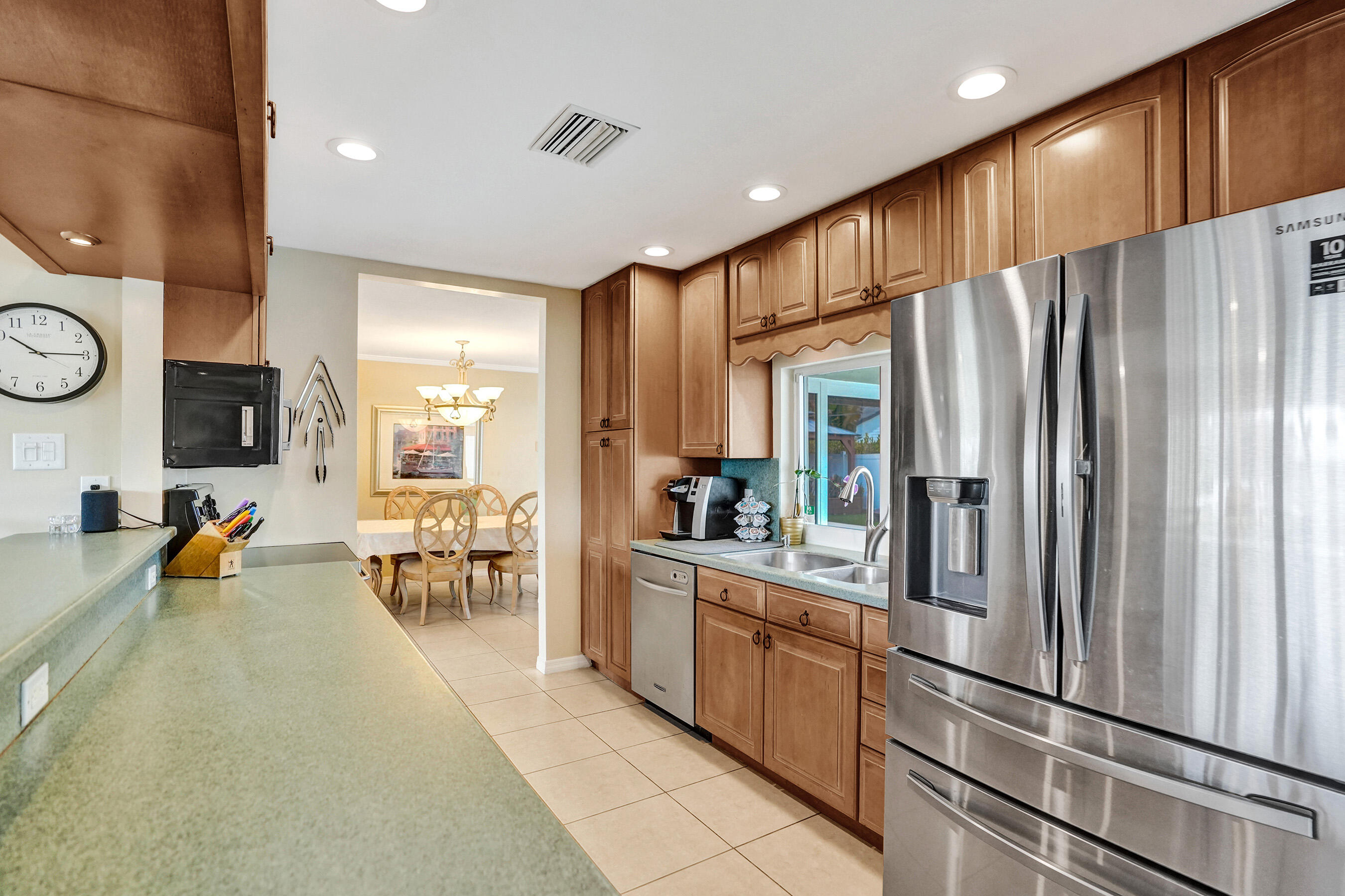 VENETIAN ISLES 3RD SEC - Residential