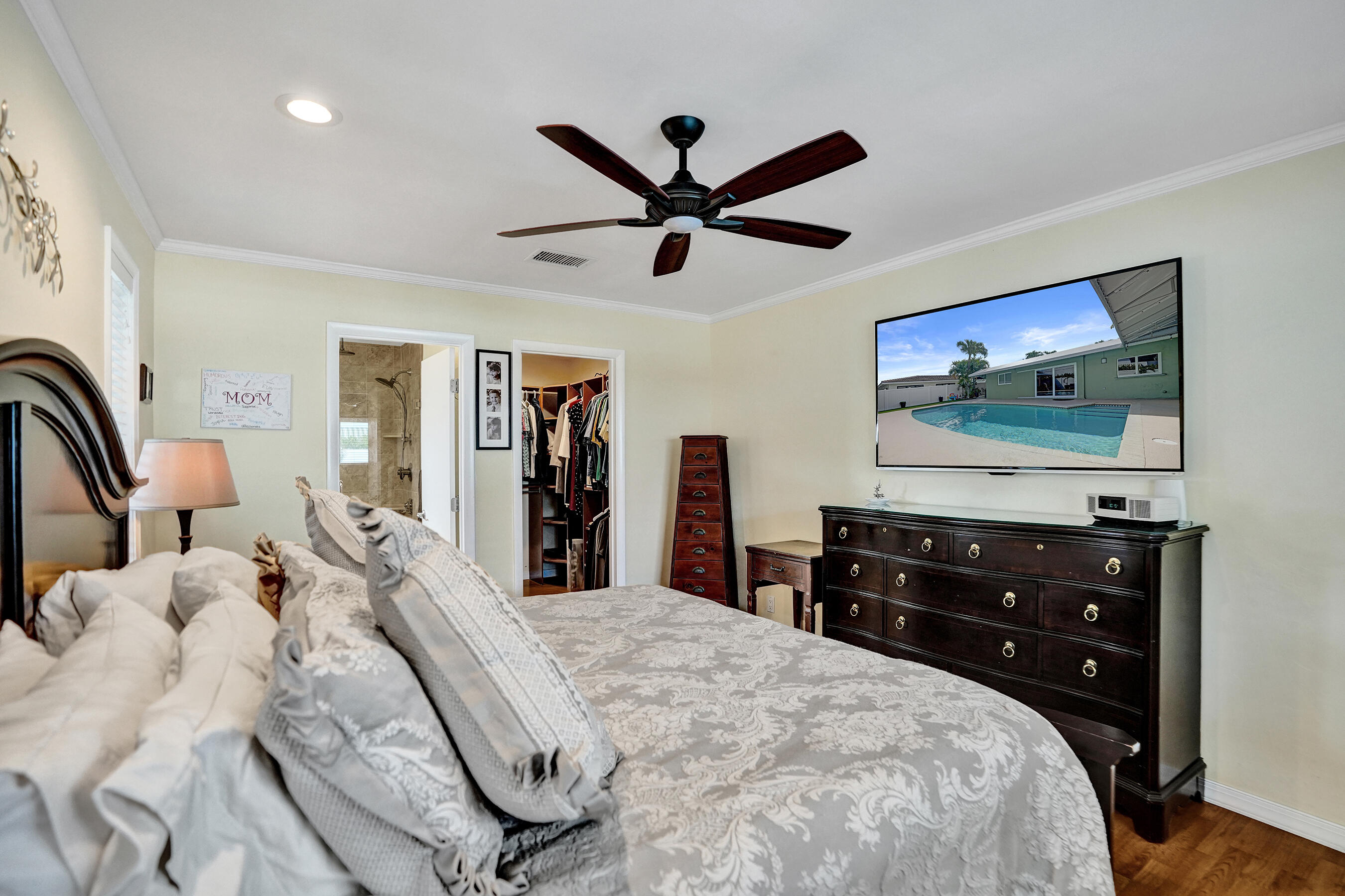 VENETIAN ISLES 3RD SEC - Residential