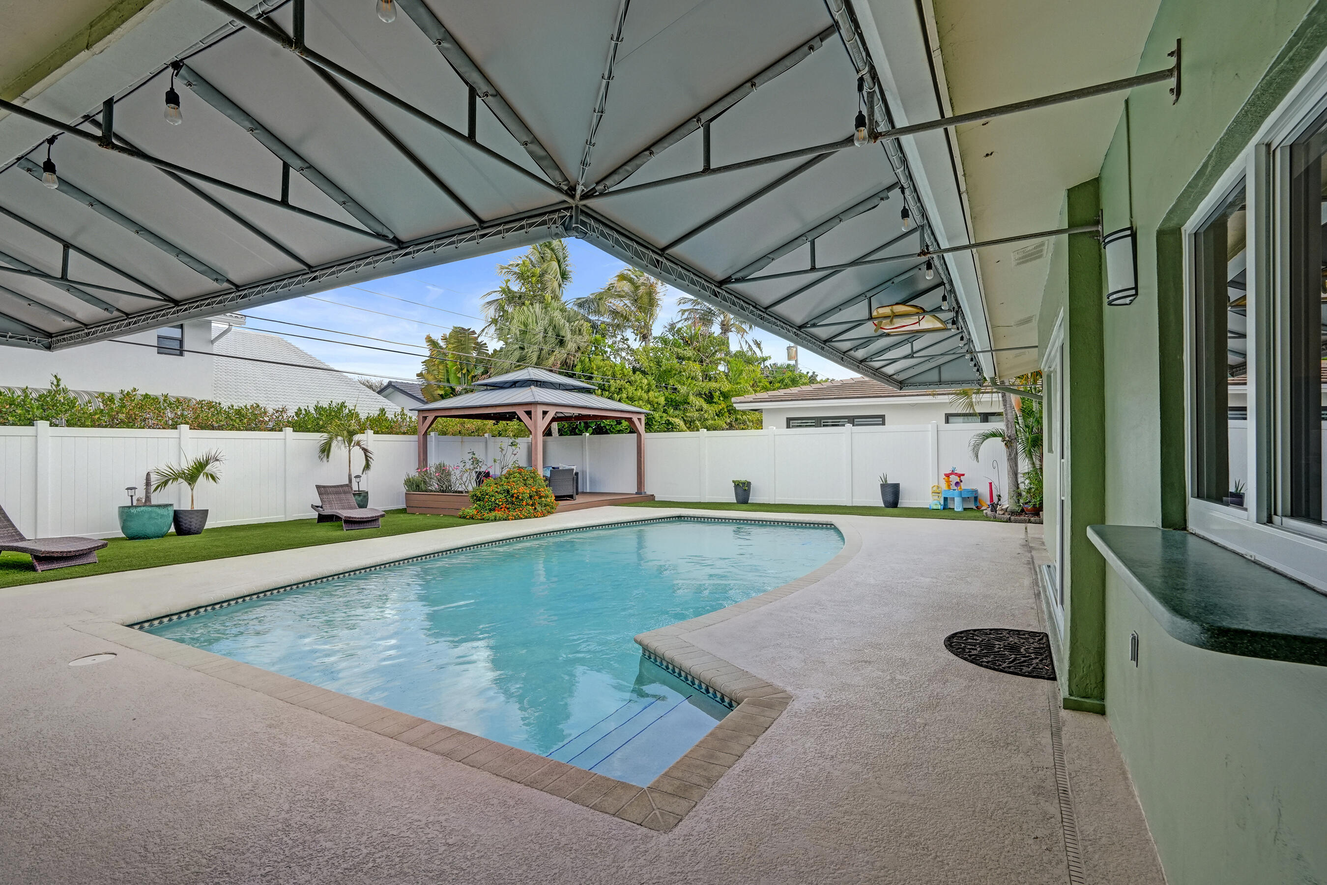 VENETIAN ISLES 3RD SEC - Residential