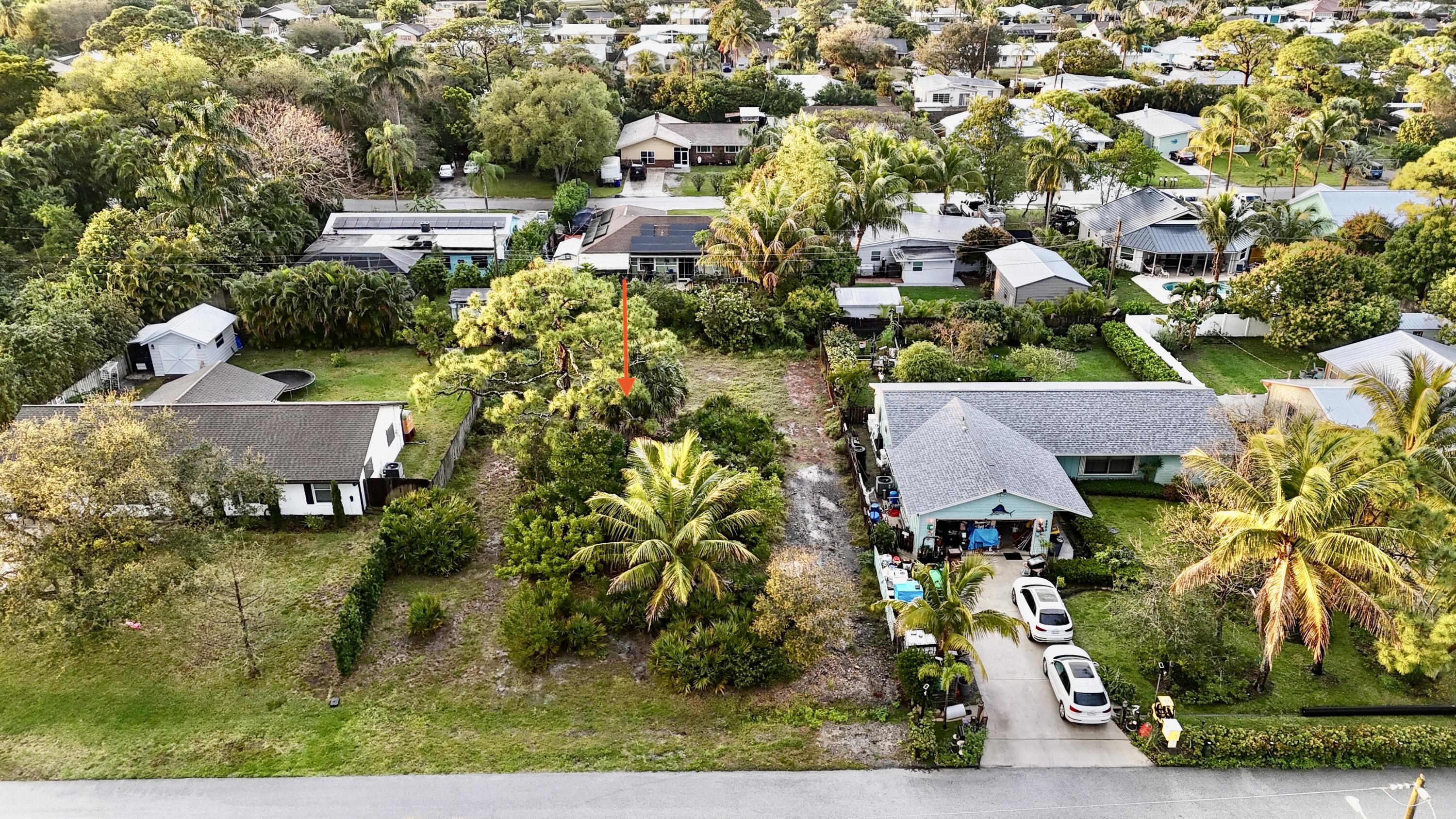 POINCIANA GARDENS - Land
