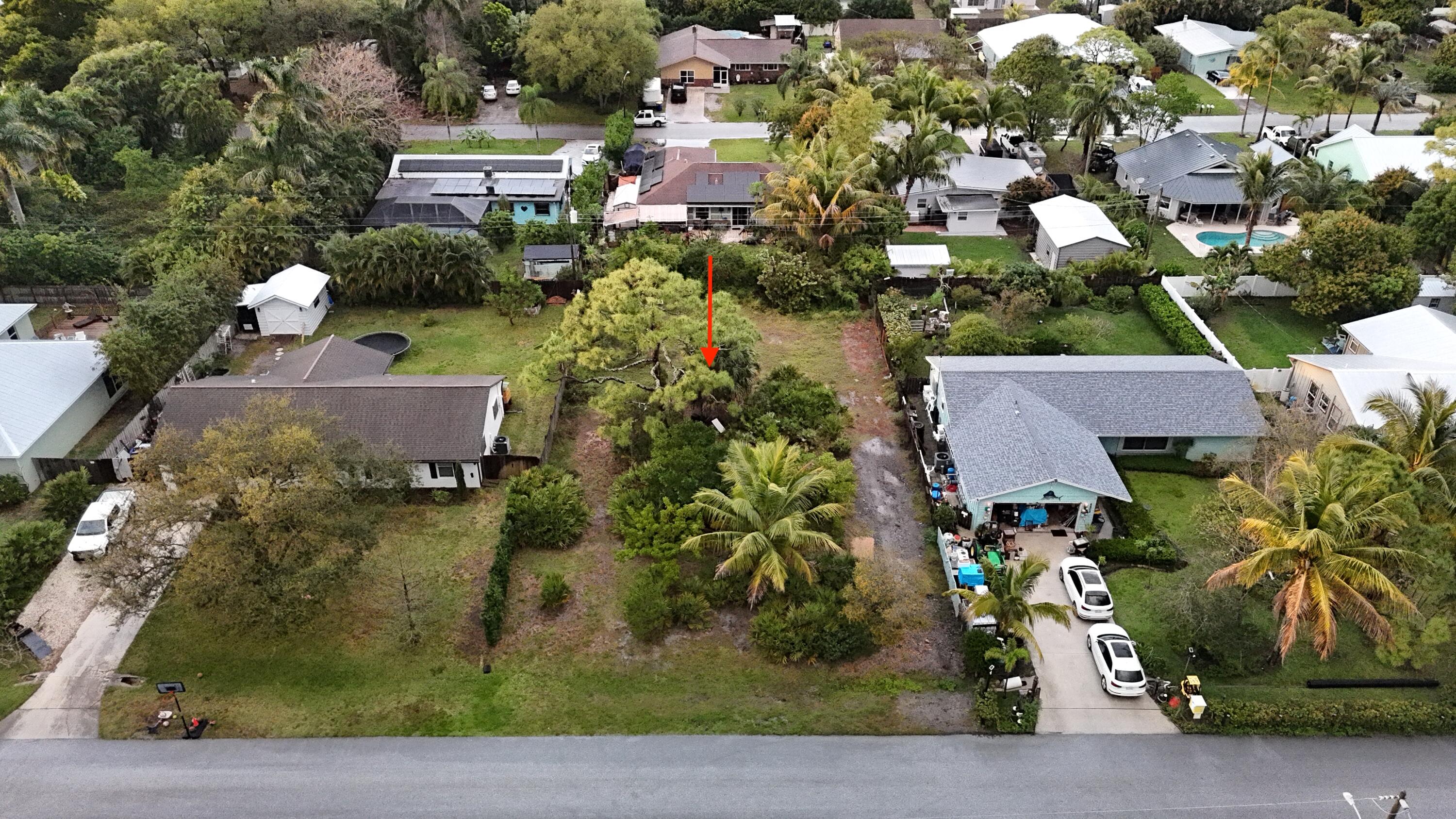 POINCIANA GARDENS - Land