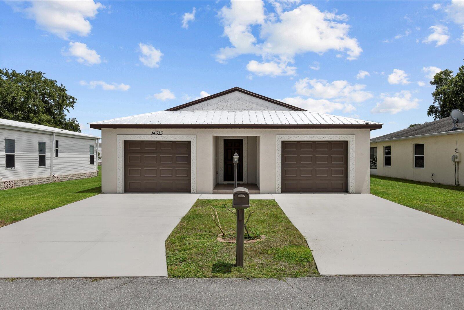 SPANISH LAKES FAIRWAYS LEASEHOLD ESTATES - Residential